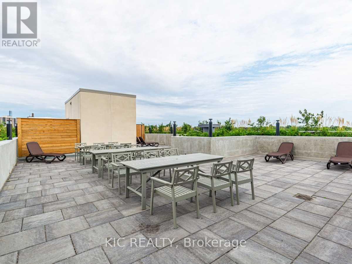 221 - 1401 O'connor Drive, Toronto, Ontario  M4B 2V5 - Photo 27 - E13210152
