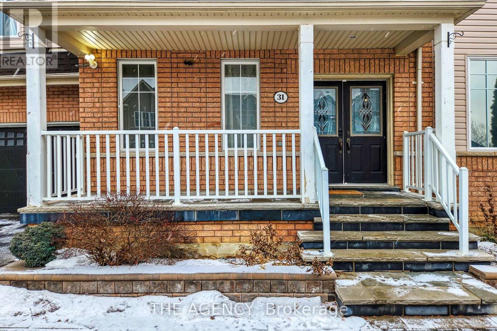 31 Seward Crescent, Ajax, Ontario  L1Z 2C3 - Photo 2 - E13210164