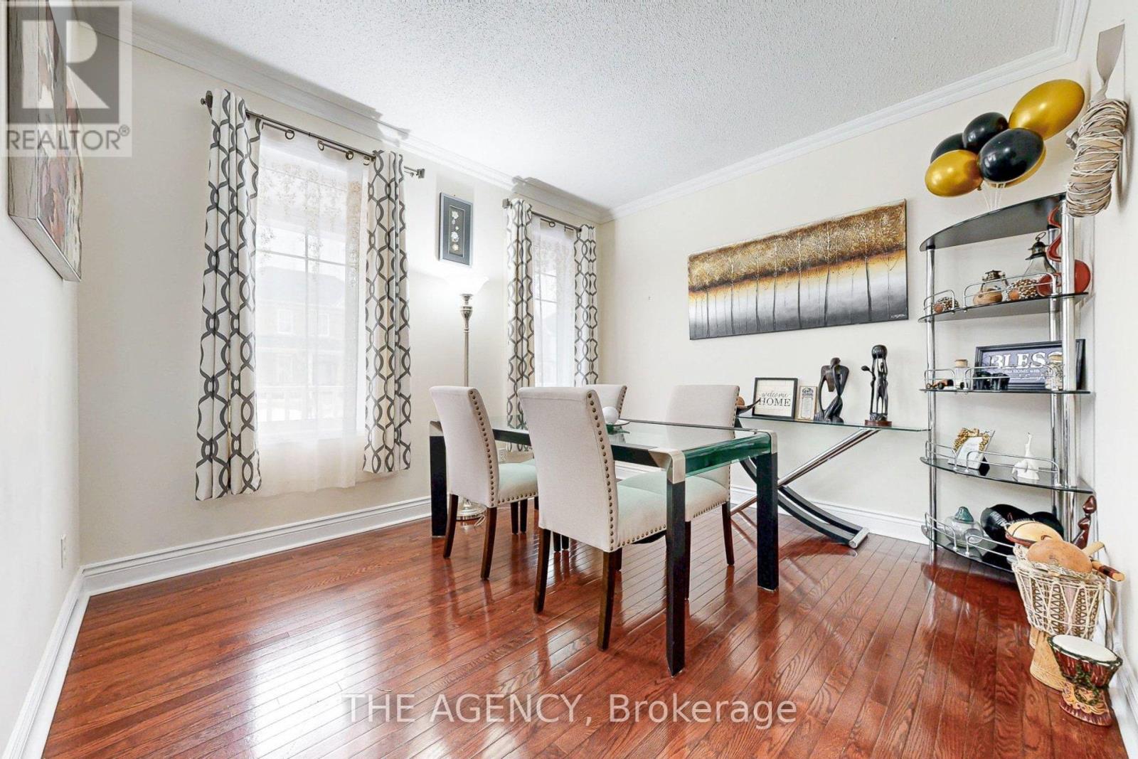 31 Seward Crescent, Ajax, Ontario  L1Z 2C3 - Photo 8 - E13210164