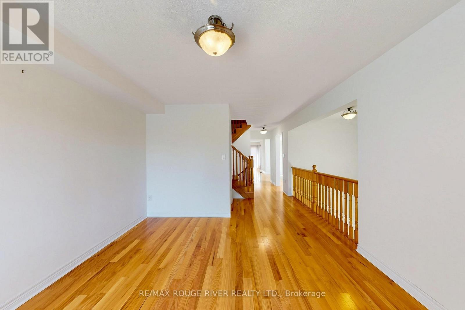 3644c St Clair Avenue E, Toronto, Ontario  M1N 0A5 - Photo 15 - E13210282
