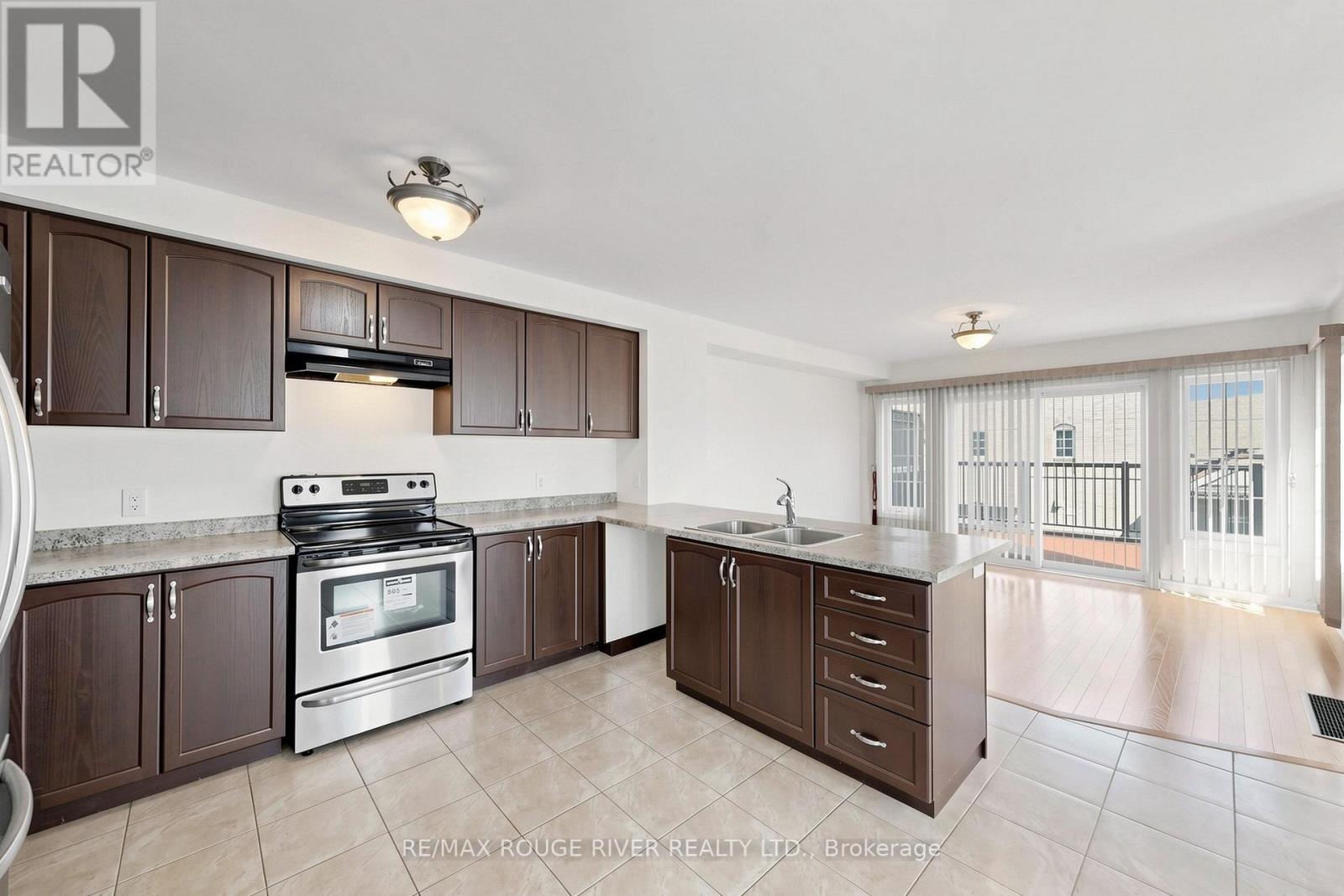 3644c St Clair Avenue E, Toronto, Ontario  M1N 0A5 - Photo 23 - E13210282