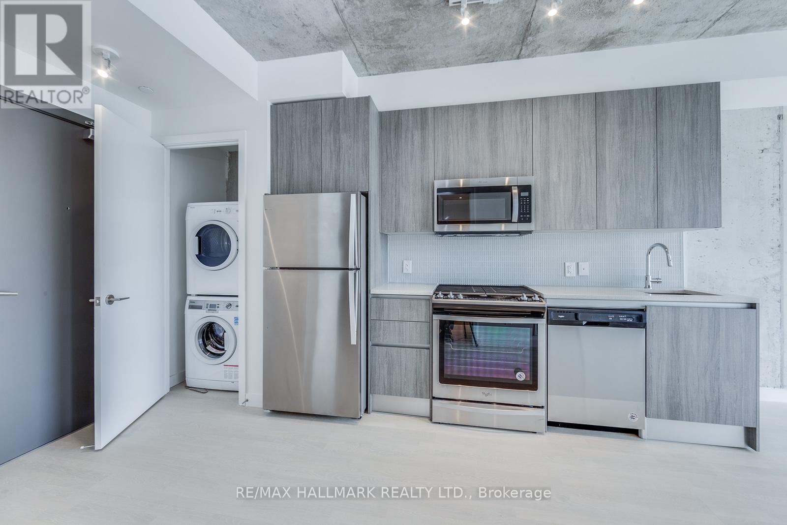 419 - 246 Logan Avenue, Toronto, Ontario  M4M 0E9 - Photo 11 - E13210290