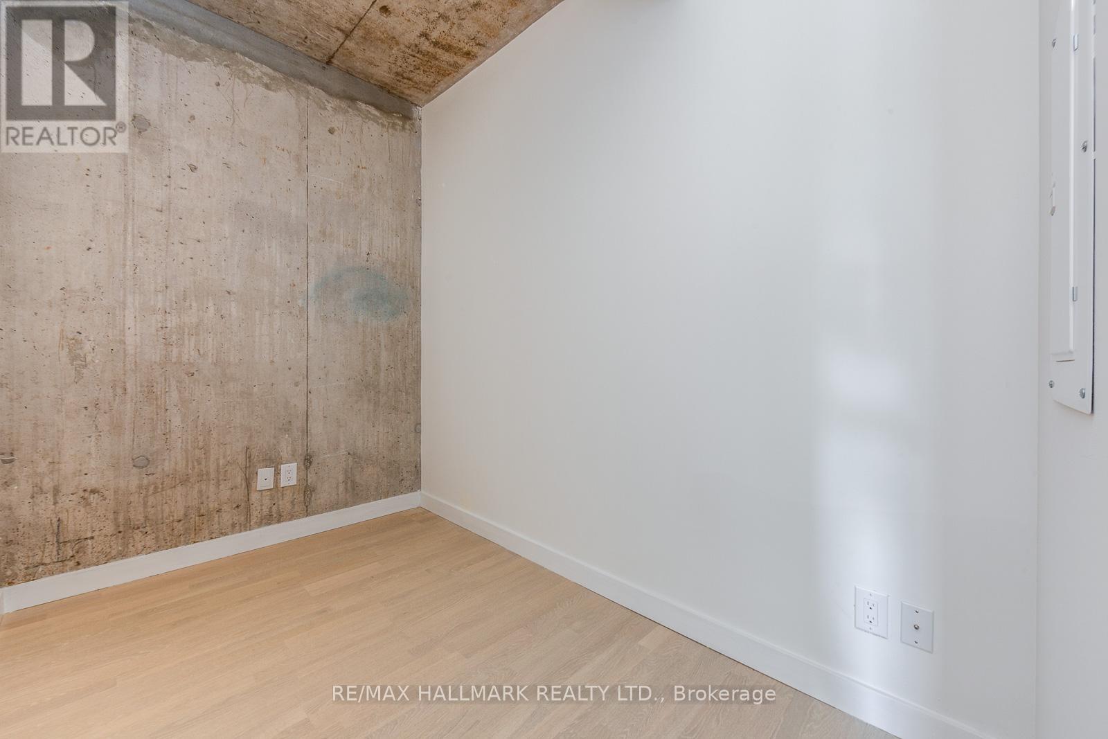 419 - 246 Logan Avenue, Toronto, Ontario  M4M 0E9 - Photo 23 - E13210290