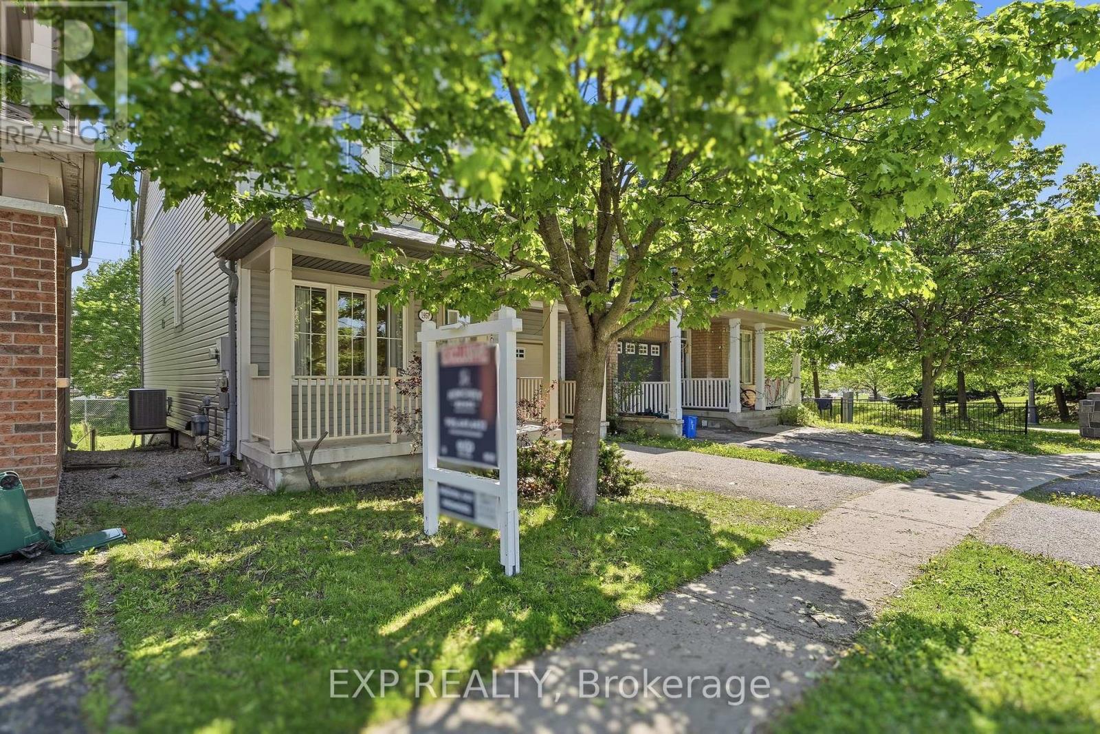 1957 Secretariat Place, Oshawa, Ontario  L1L 1C7 - Photo 2 - E13210306