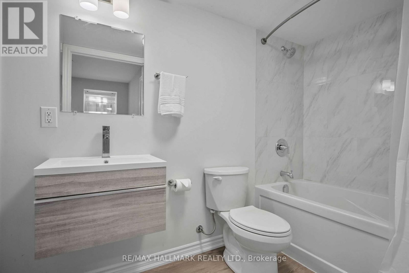 32 Locker Drive, Ajax, Ontario  L1T 3K8 - Photo 44 - E13210340