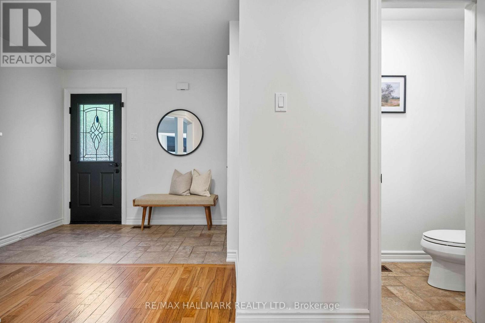 32 Locker Drive, Ajax, Ontario  L1T 3K8 - Photo 8 - E13210340