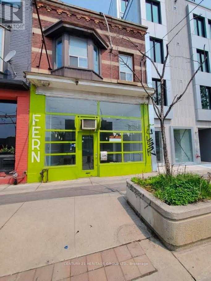 1596 QUEEN STREET E, Toronto, Ontario