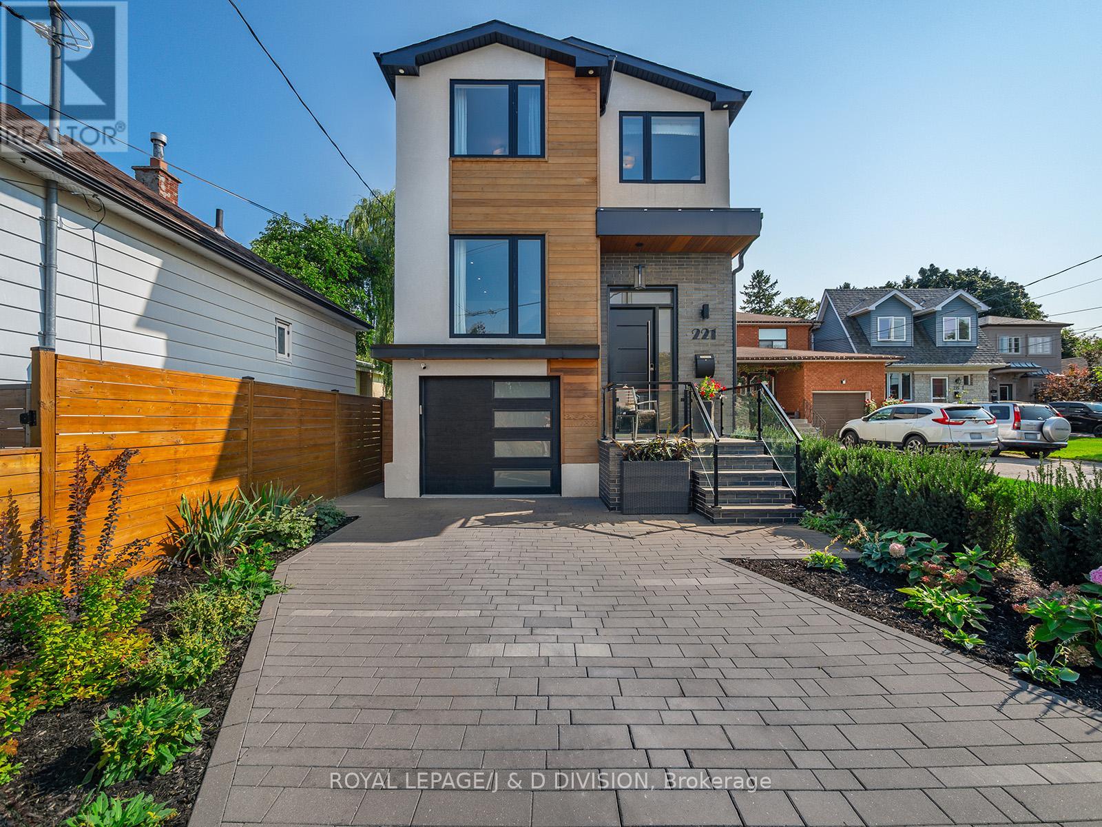 221 Virginia Avenue, Toronto, Ontario  M4C 2T6 - Photo 1 - E13210384