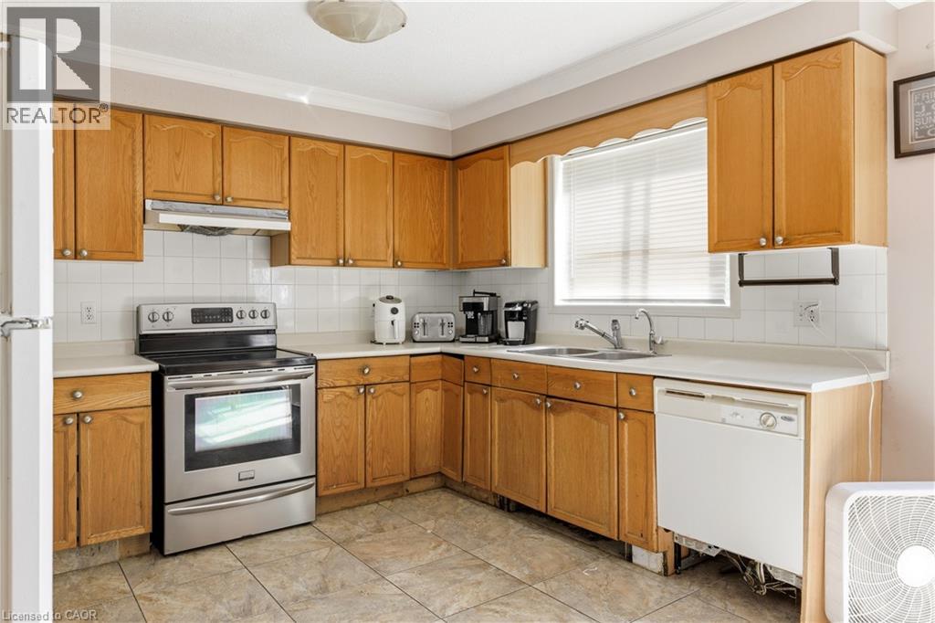 430 Starwood Drive, Guelph, Ontario  N1E 7A4 - Photo 10 - 40832048