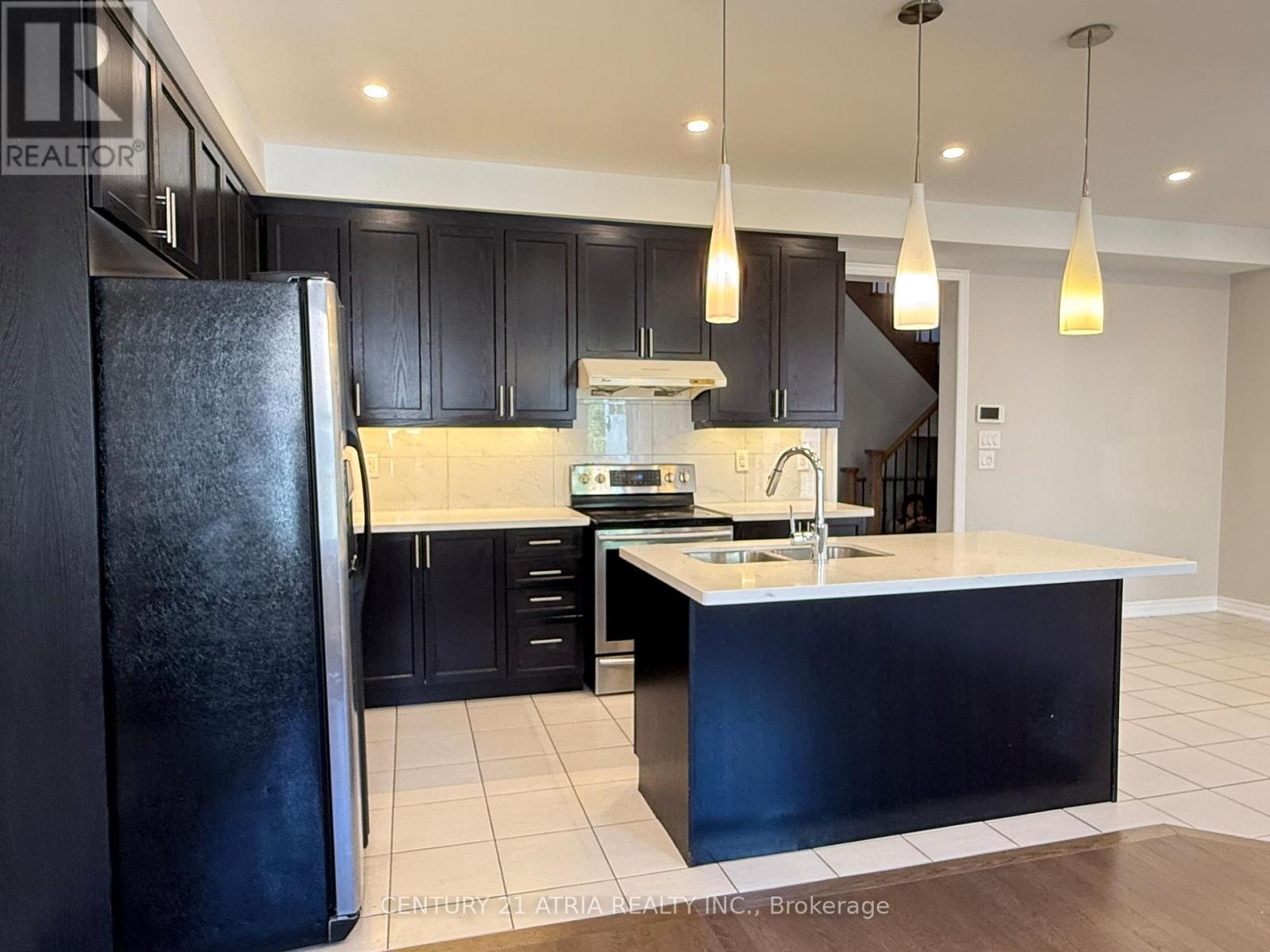 52 Luzon Avenue, Markham, Ontario  L6B 1N6 - Photo 8 - N13210098