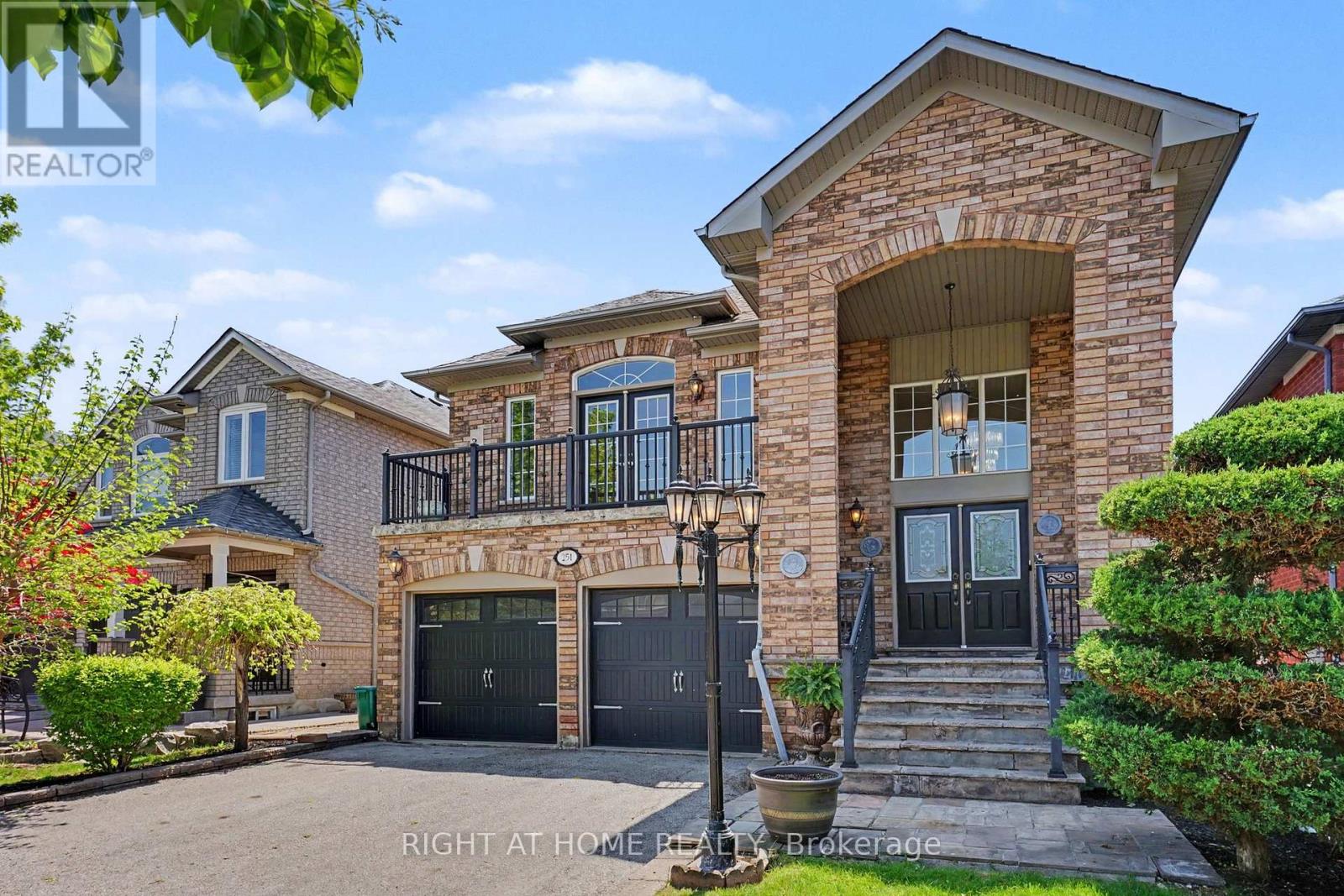 251 Sonoma Boulevard, Vaughan, Ontario  L4H 1R5 - Photo 2 - N13210236
