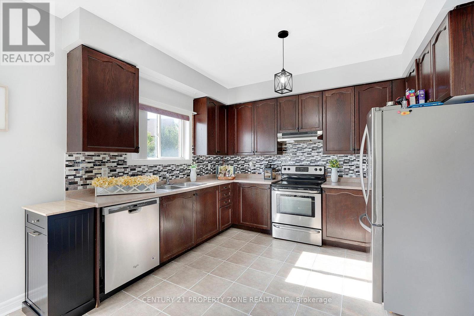 24 Signet Way, Vaughan, Ontario  L4H 2E3 - Photo 14 - N13210244
