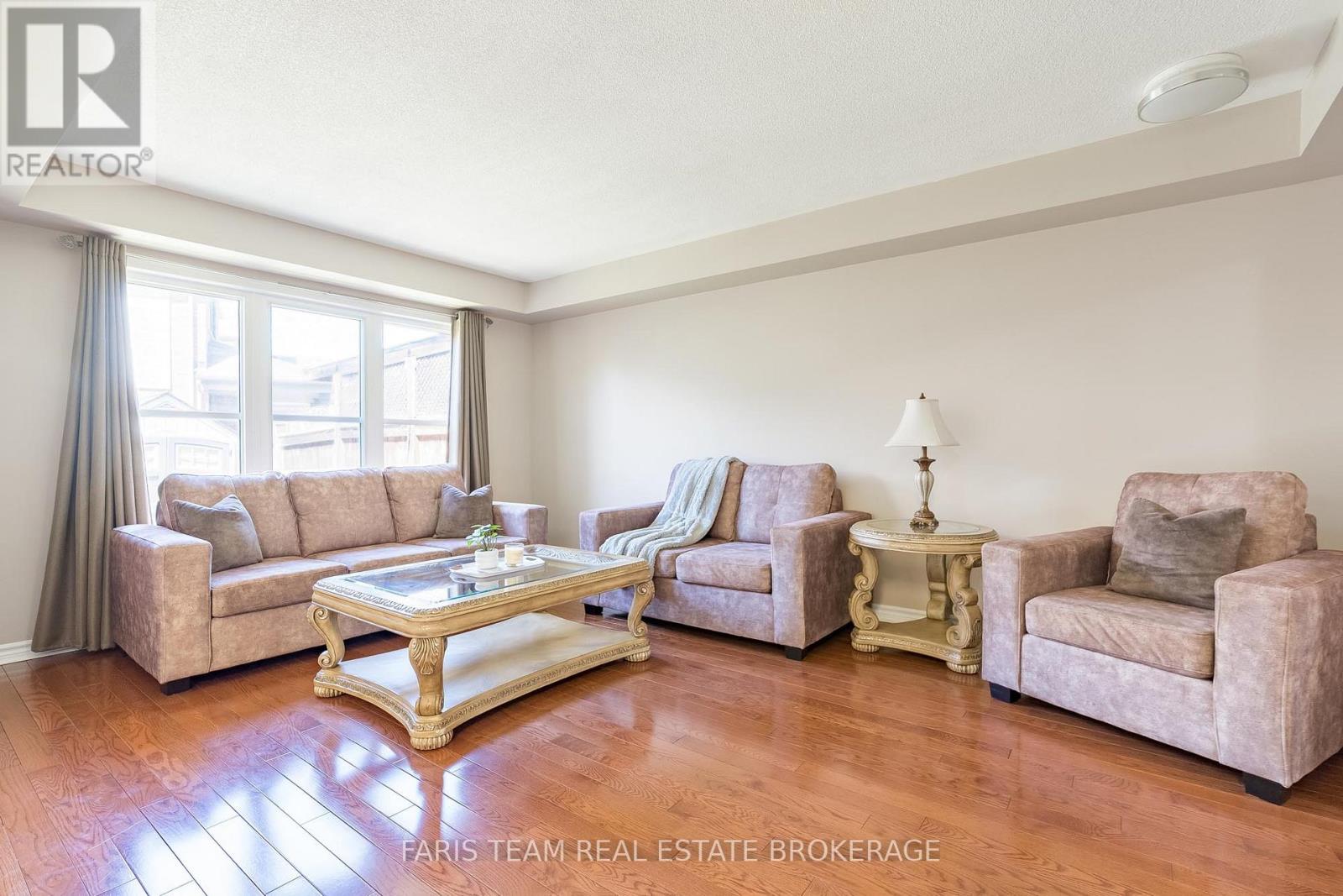 164 John W Taylor Avenue, New Tecumseth, Ontario  L9R 0E6 - Photo 16 - N13210284
