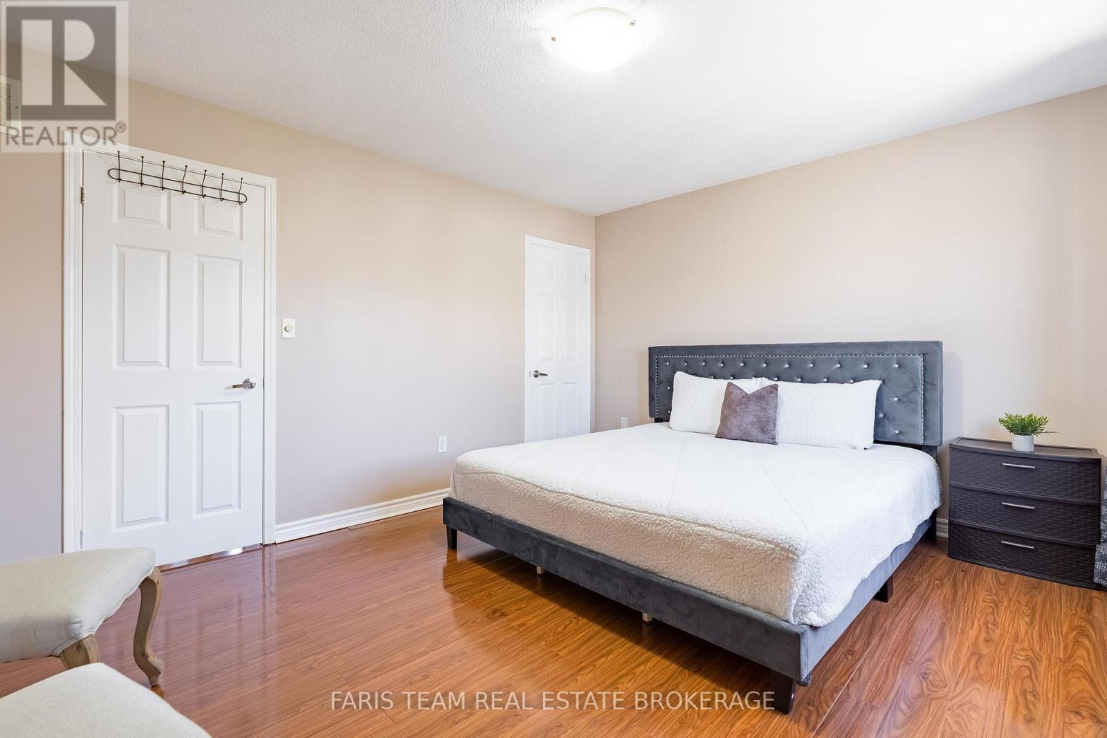 164 John W Taylor Avenue, New Tecumseth, Ontario  L9R 0E6 - Photo 21 - N13210284