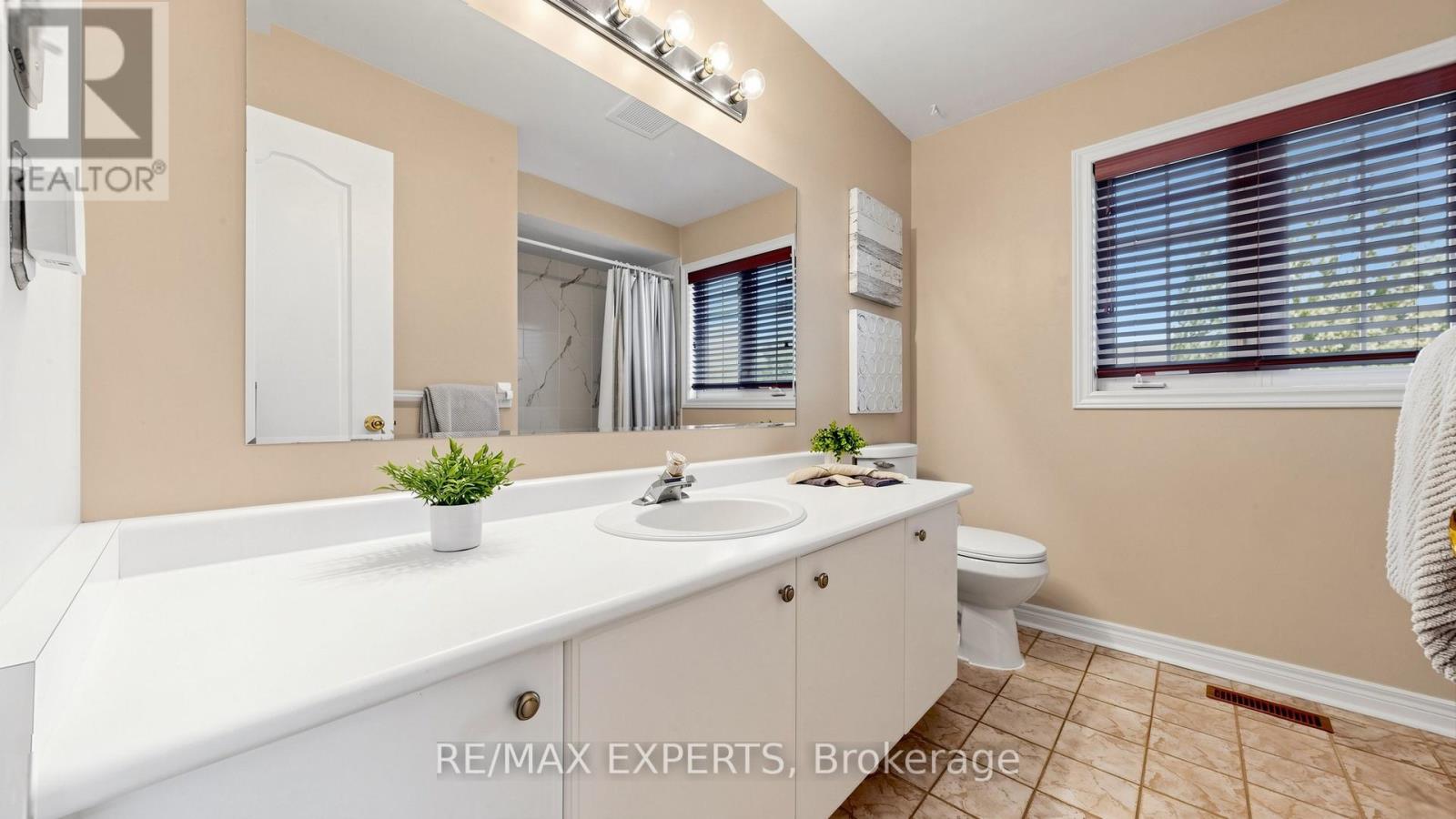 229 Rosanna Crescent, Vaughan, Ontario  L6A 2T3 - Photo 24 - N13210362