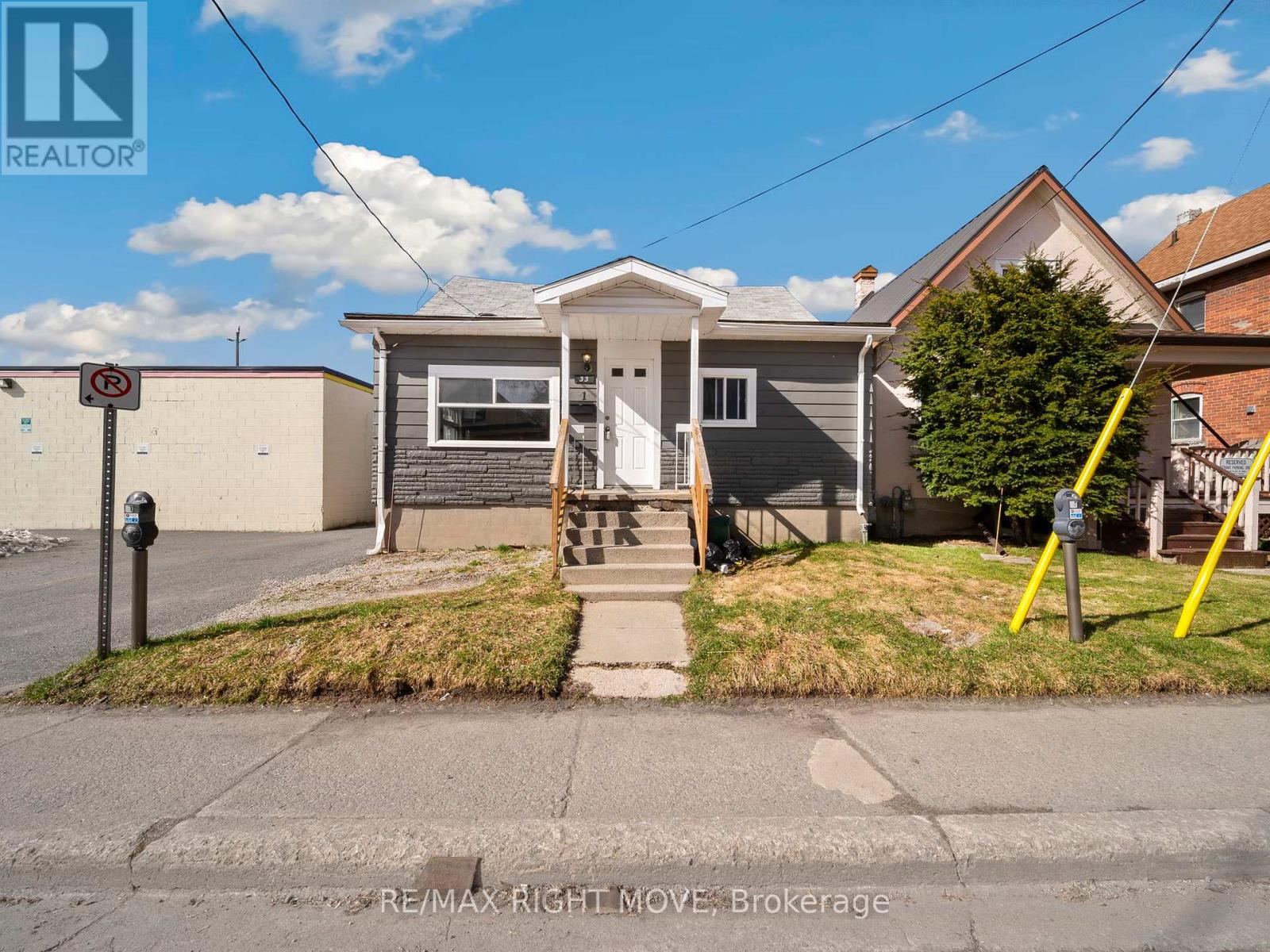 33 ALBERT STREET S, Orillia, Ontario