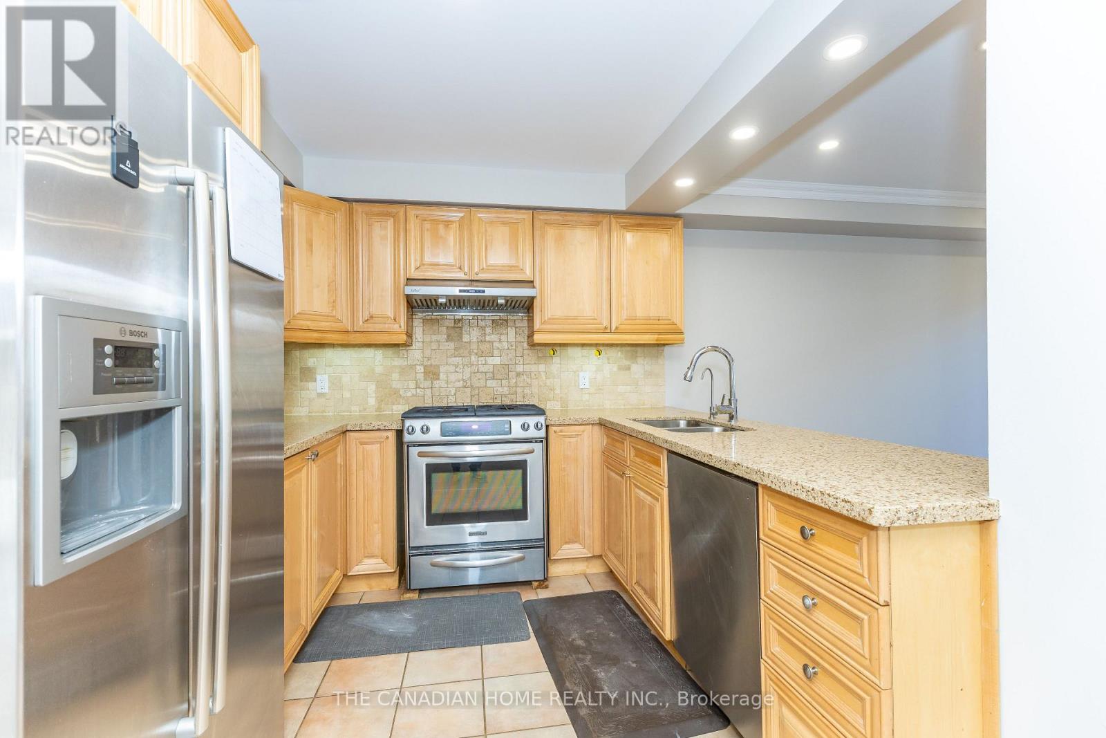 1151 Hickory Hollow Glen, Mississauga, Ontario  L5W 1J4 - Photo 13 - W13176964
