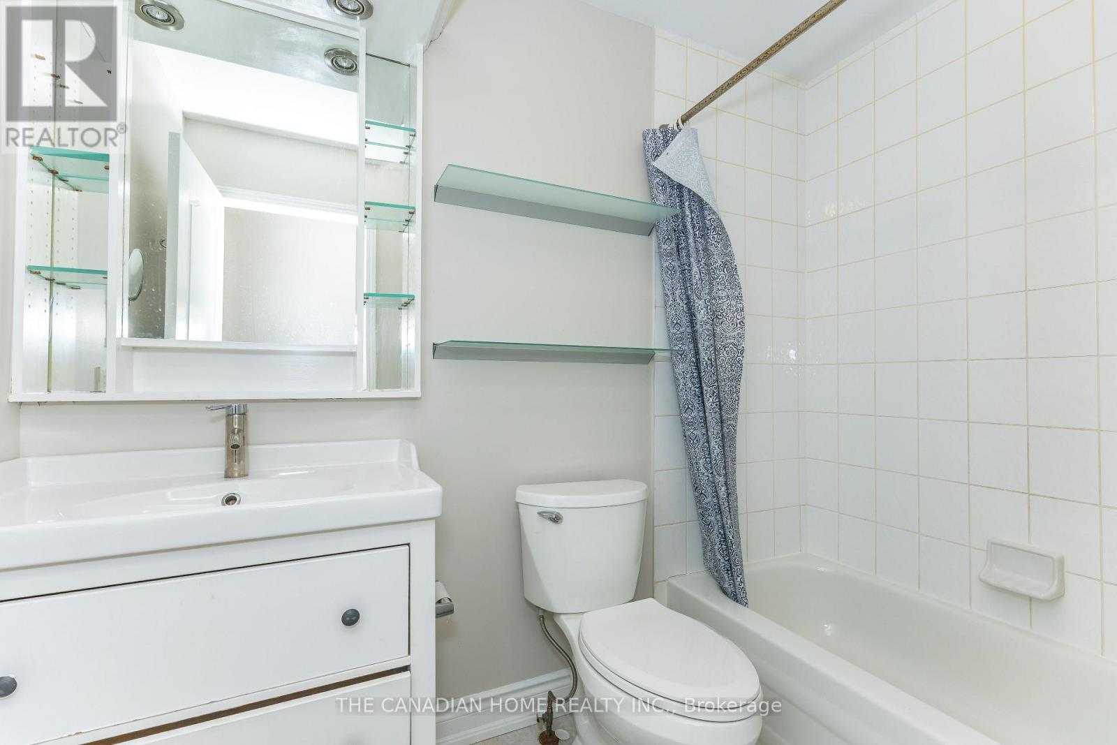 1151 Hickory Hollow Glen, Mississauga, Ontario  L5W 1J4 - Photo 36 - W13176964