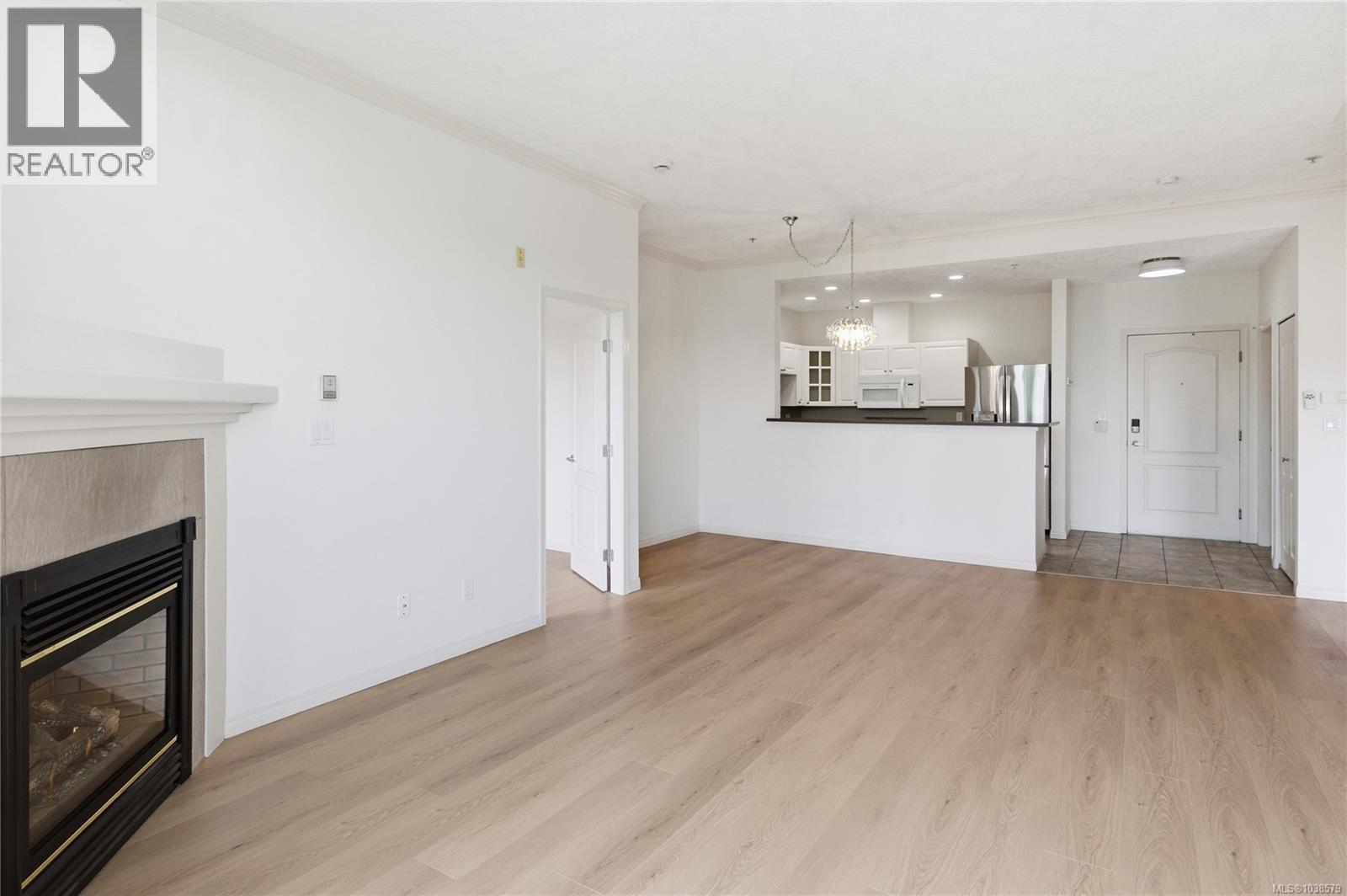 409 380 Waterfront Cres, Victoria, British Columbia  V8T 5K3 - Photo 6 - 1038579
