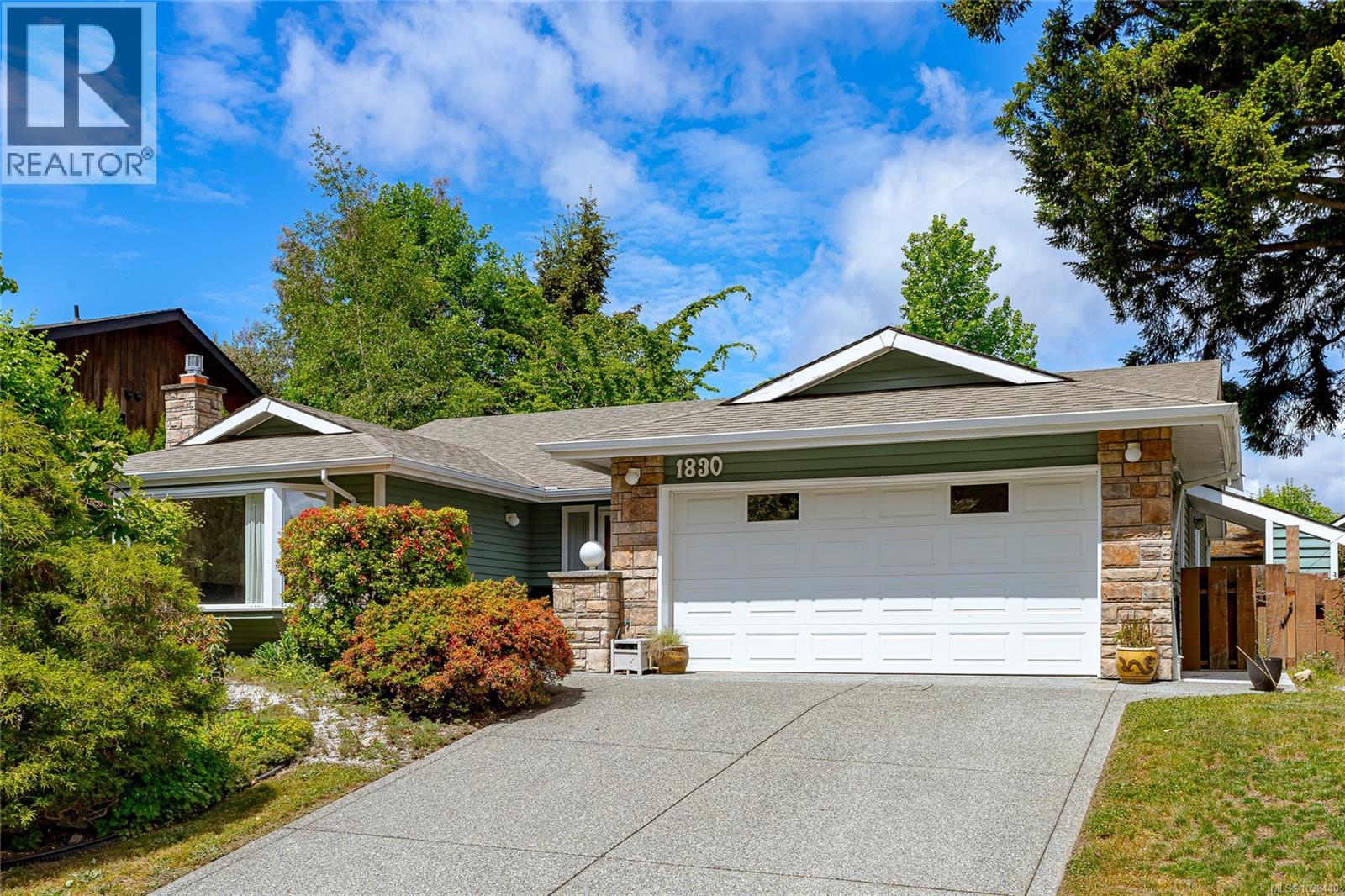 1830 Pastel Cres, Central Saanich, British Columbia  V8M 1N6 - Photo 1 - 1038440