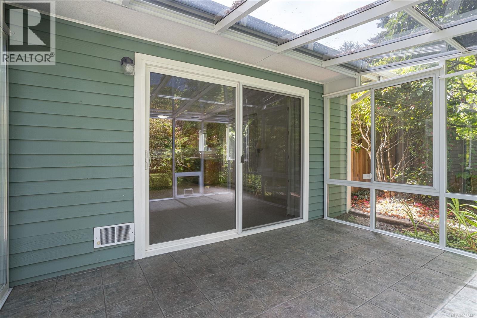 1830 Pastel Cres, Central Saanich, British Columbia  V8M 1N6 - Photo 18 - 1038440