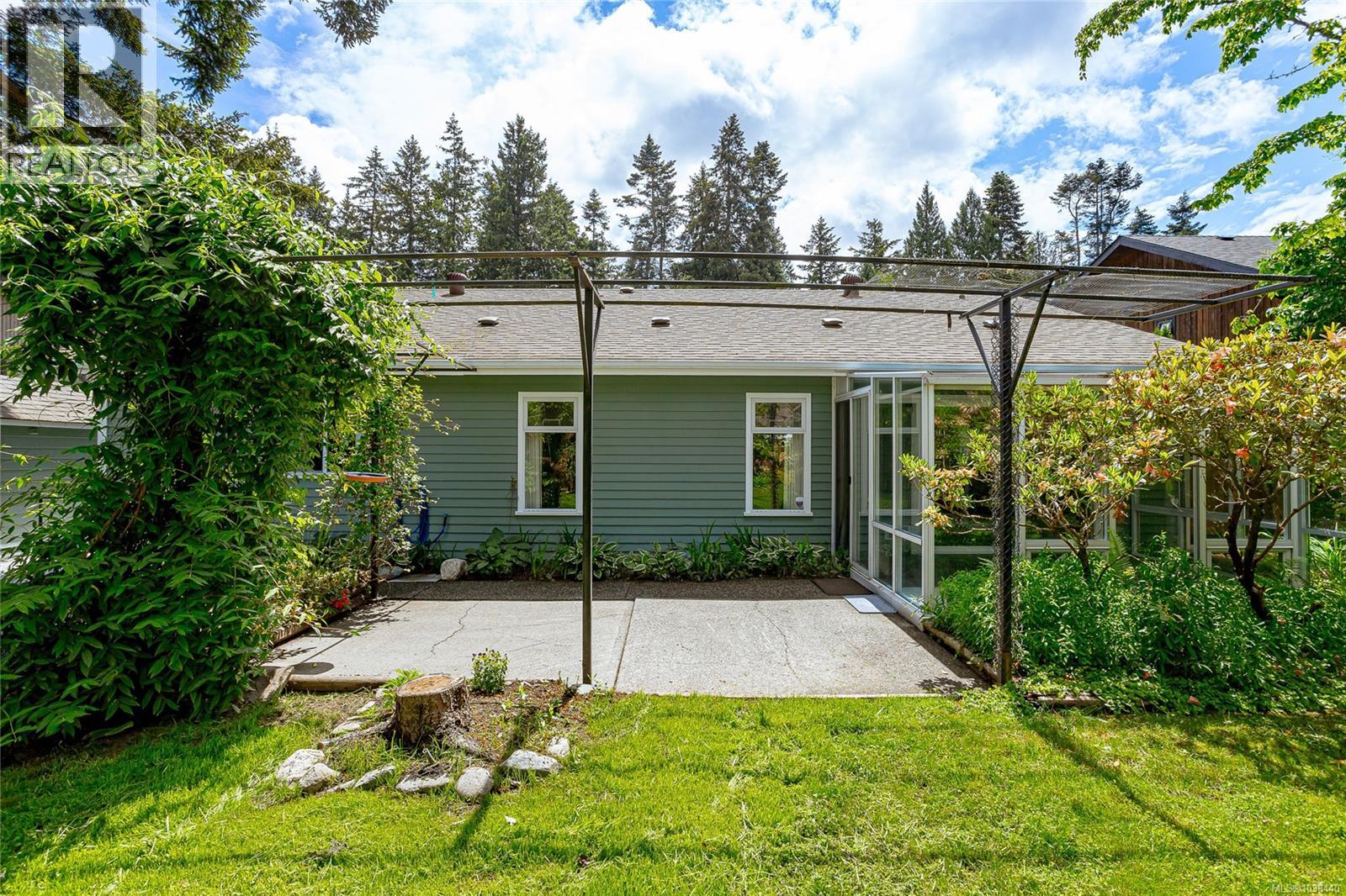 1830 Pastel Cres, Central Saanich, British Columbia  V8M 1N6 - Photo 32 - 1038440