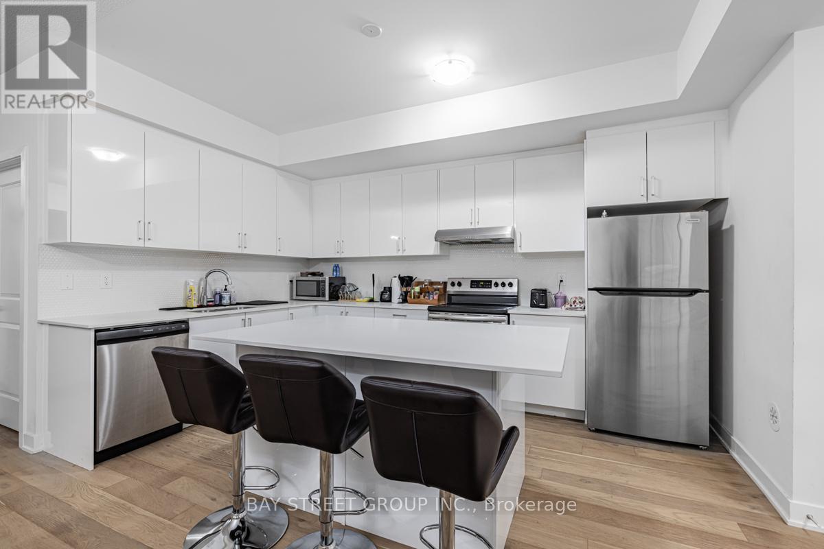6 - 39 John Perkins Bull Drive W, Toronto, Ontario  M3K 0C3 - Photo 8 - W13210108