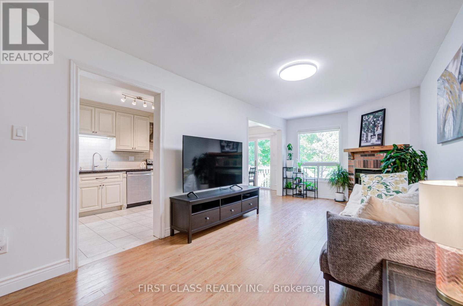 33 - 4605 Donegal Drive, Mississauga, Ontario  L5M 4X7 - Photo 6 - W13210144