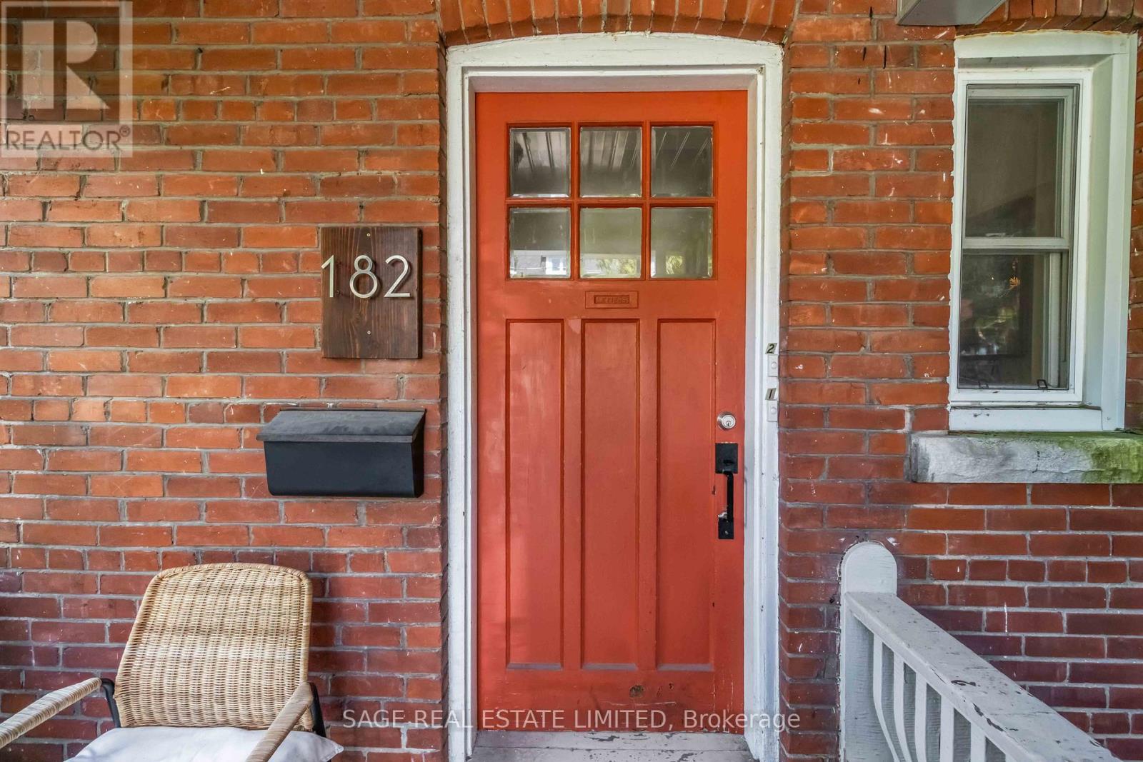 1 - 182 Indian Grove, Toronto, Ontario  M6P 2H2 - Photo 2 - W13210156