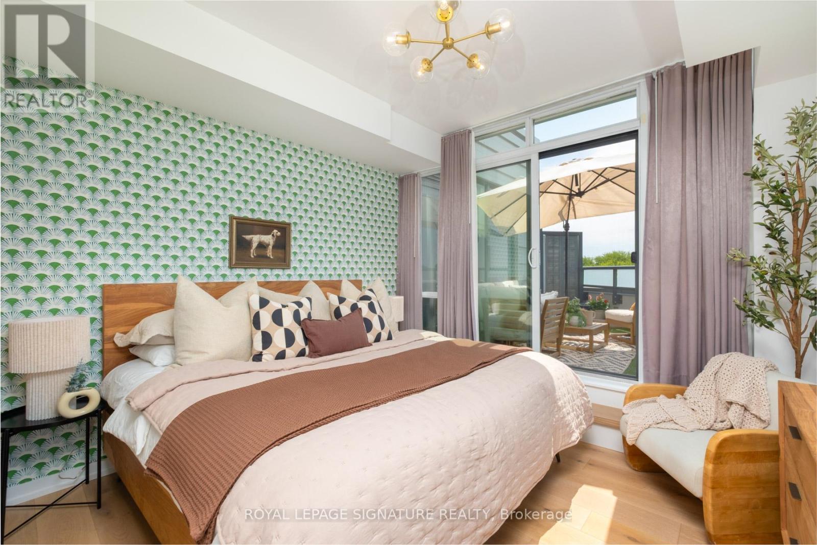 610 - 36 Howard Park Avenue, Toronto, Ontario  M6R 0A5 - Photo 12 - W13210250