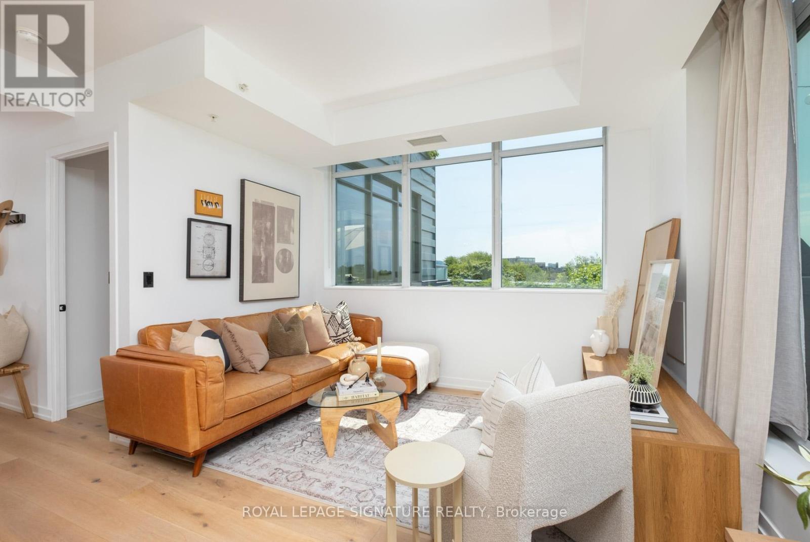 610 - 36 Howard Park Avenue, Toronto, Ontario  M6R 0A5 - Photo 3 - W13210250