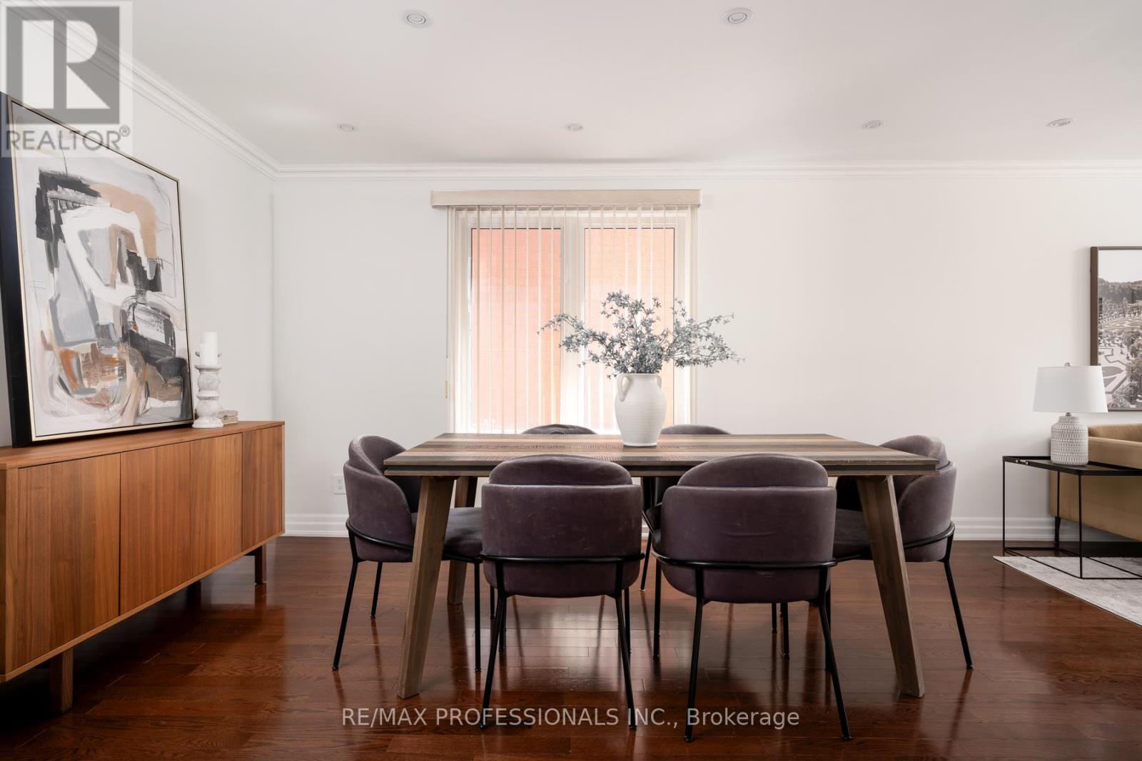 84 Harding Avenue, Toronto, Ontario  M6M 3A5 - Photo 4 - W13210324