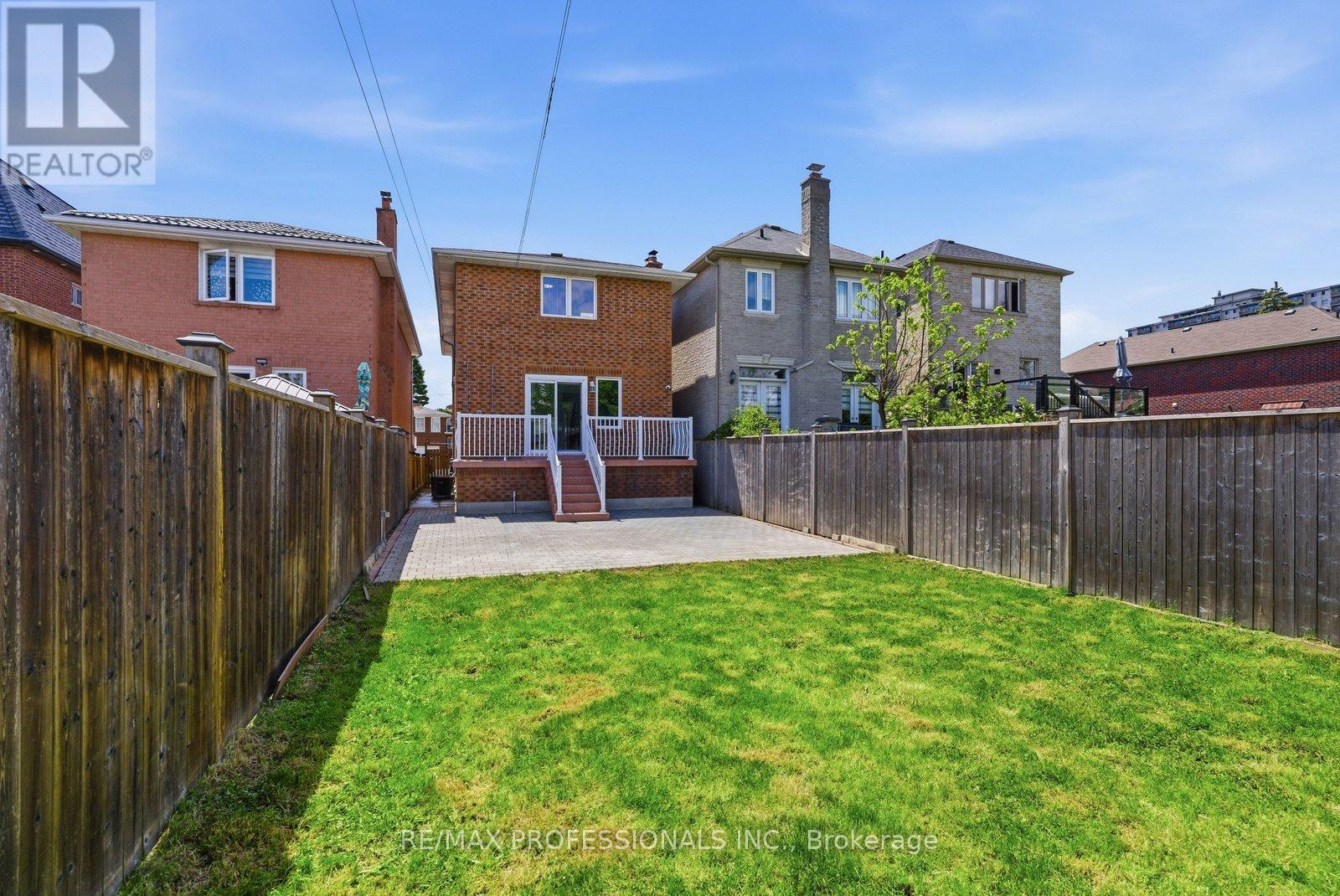 84 Harding Avenue, Toronto, Ontario  M6M 3A5 - Photo 48 - W13210324