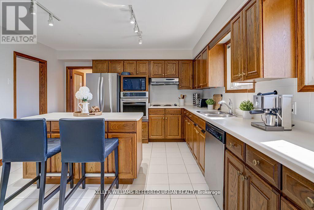 55 Tedder Street, Toronto, Ontario  M6M 4X2 - Photo 8 - W13210330