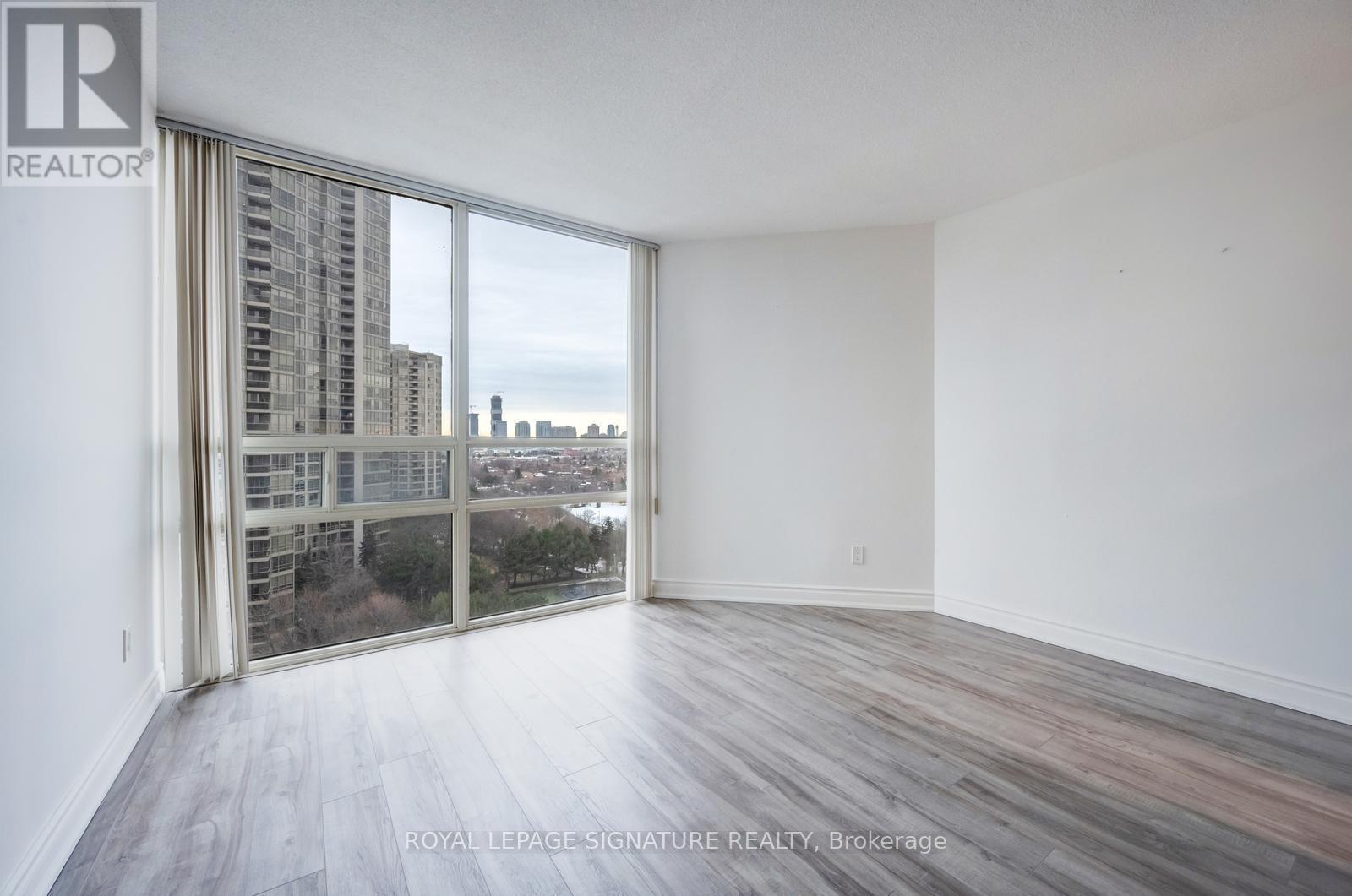 1106 - 50 Eglinton Avenue W, Mississauga, Ontario  L5R 3P5 - Photo 10 - W13210348