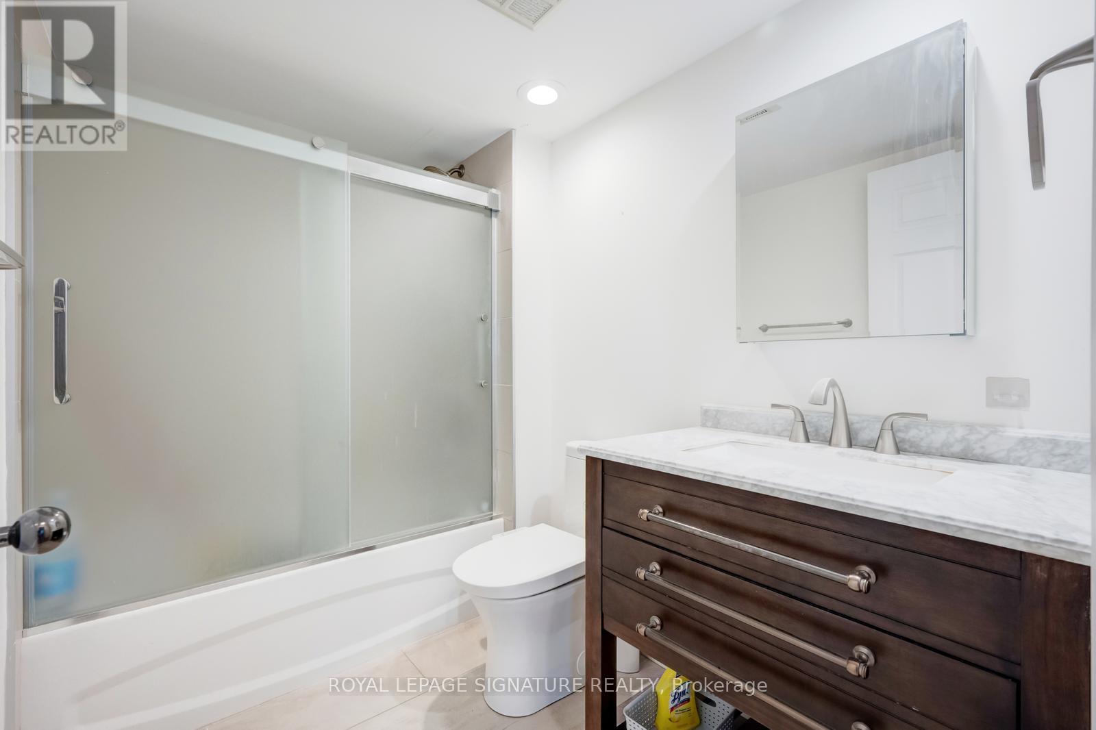 1106 - 50 Eglinton Avenue W, Mississauga, Ontario  L5R 3P5 - Photo 15 - W13210348