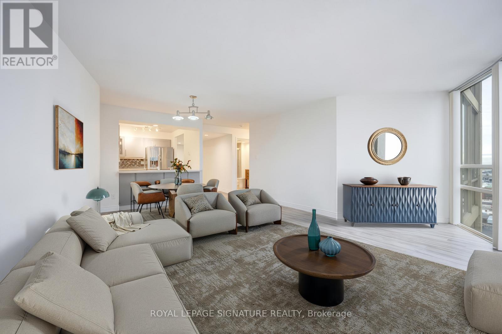1106 - 50 Eglinton Avenue W, Mississauga, Ontario  L5R 3P5 - Photo 2 - W13210348