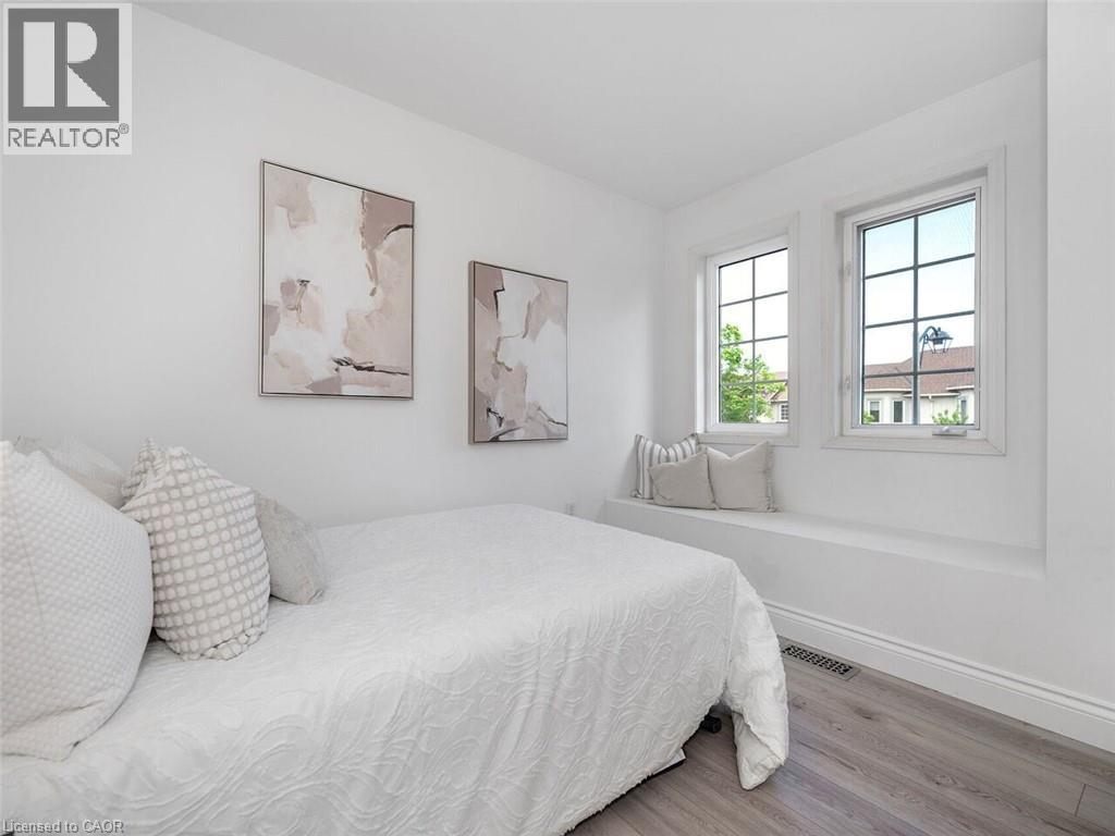 2448 Wooden Hill Circle, Oakville, Ontario  L6M 4E3 - Photo 30 - 40834275