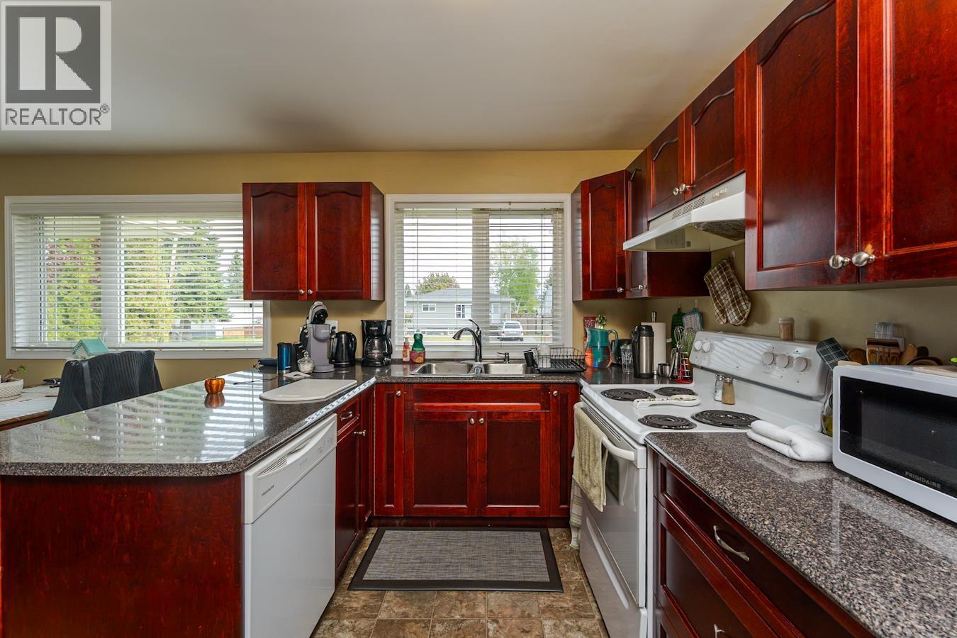 1321 Douglas Street, Prince George, British Columbia  V2M 2N1 - Photo 9 - R3129186