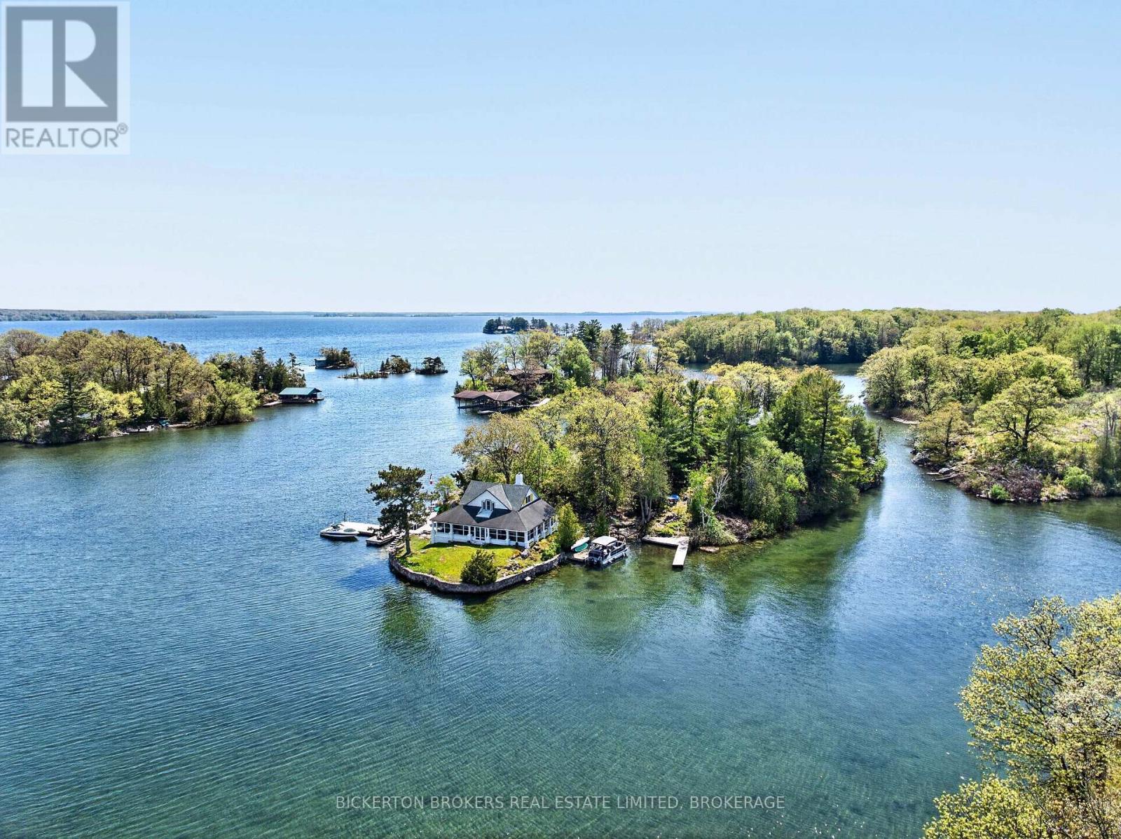 1 KITSYMENIE ISLAND, Frontenac Islands, Ontario