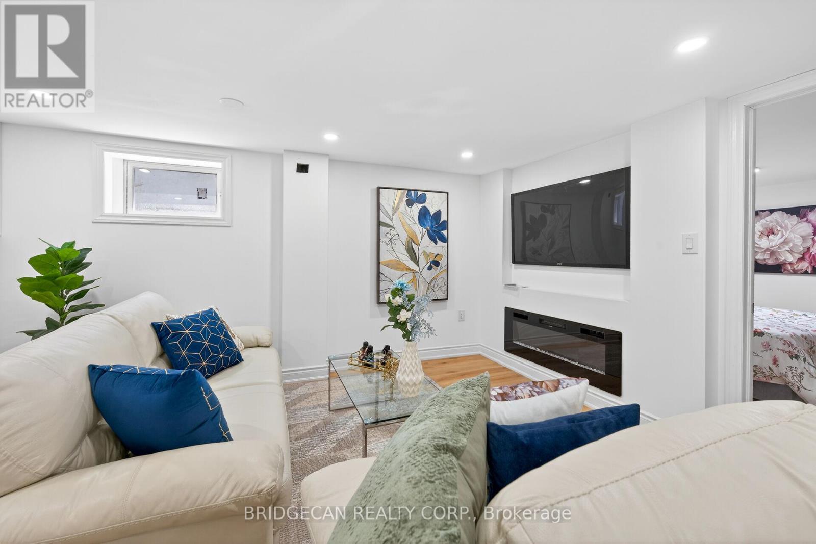 82 East 38th Street, Hamilton, Ontario  L8V 4E5 - Photo 40 - X13210140