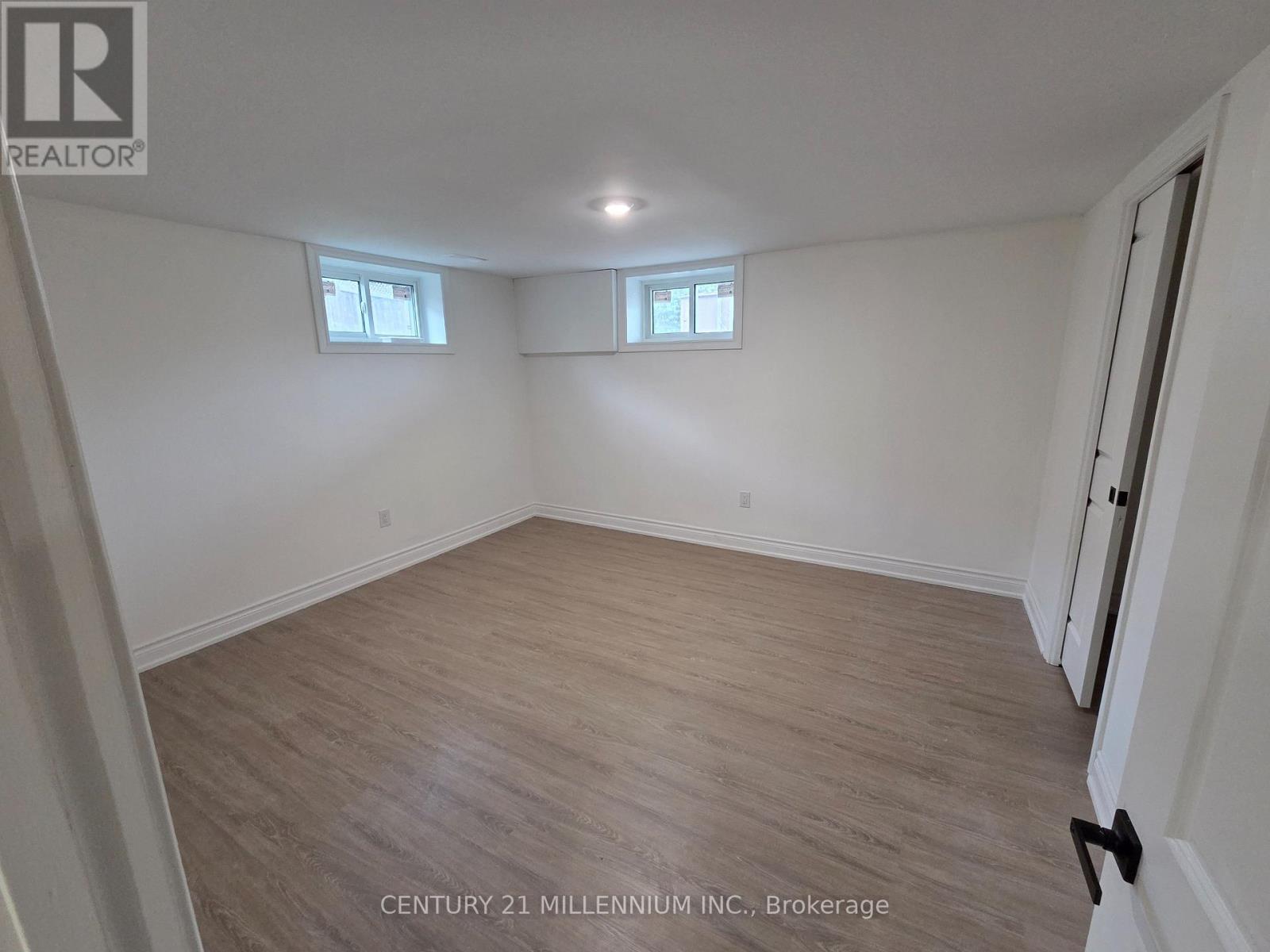 Bsmt - 32 Stewart Avenue, Thorold, Ontario  L2V 2W7 - Photo 13 - X13210192