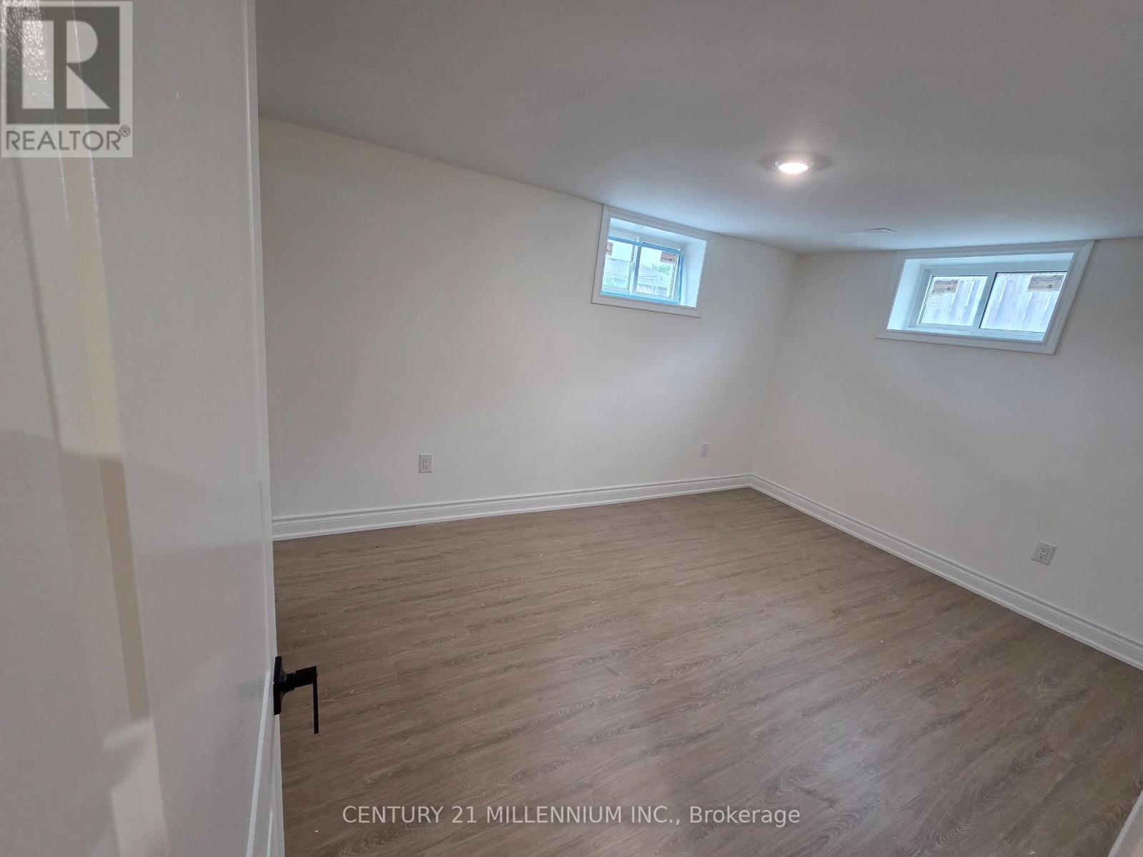 Bsmt - 32 Stewart Avenue, Thorold, Ontario  L2V 2W7 - Photo 14 - X13210192