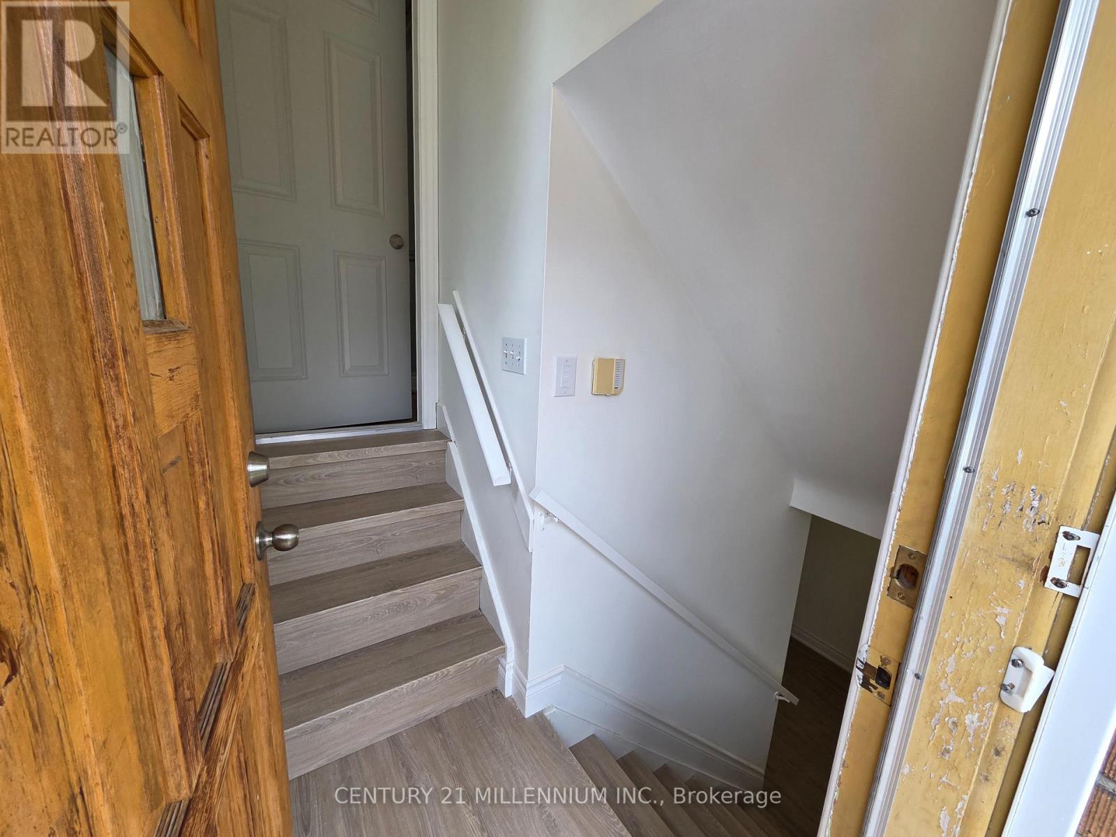 Bsmt - 32 Stewart Avenue, Thorold, Ontario  L2V 2W7 - Photo 4 - X13210192