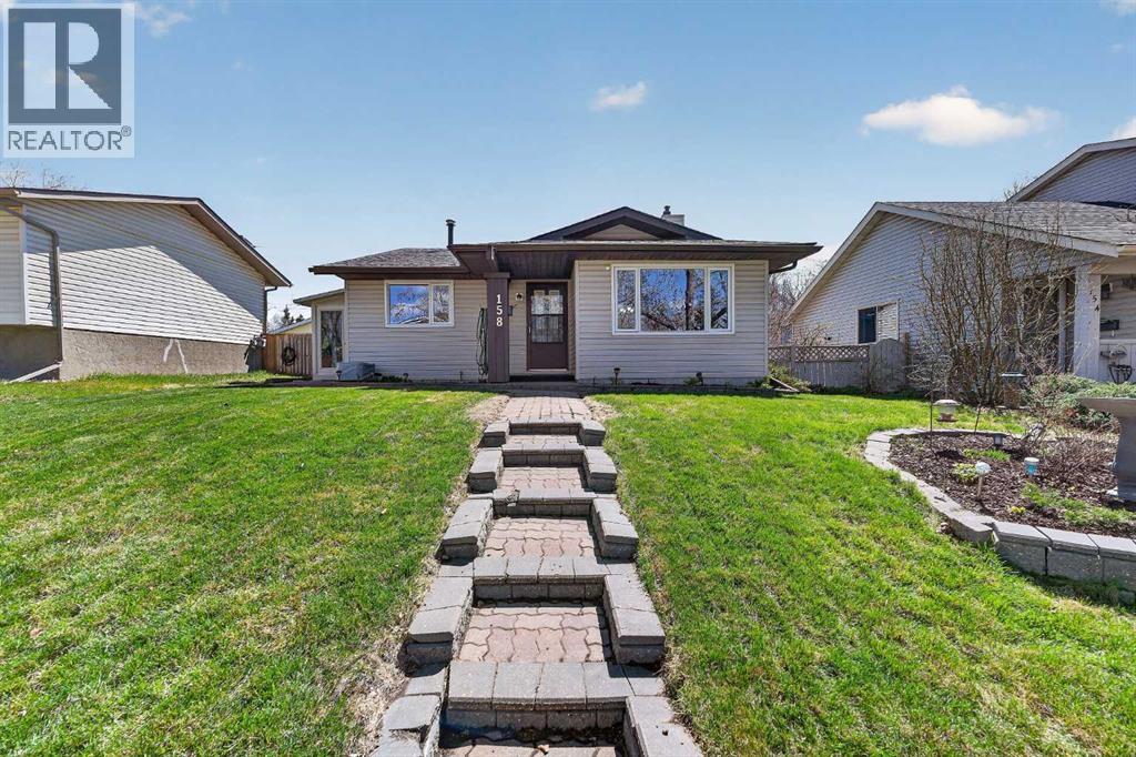 158 Ranch Glen Drive NW, Calgary, Alberta  T3G 1E8 - Photo 1 - A2315457
