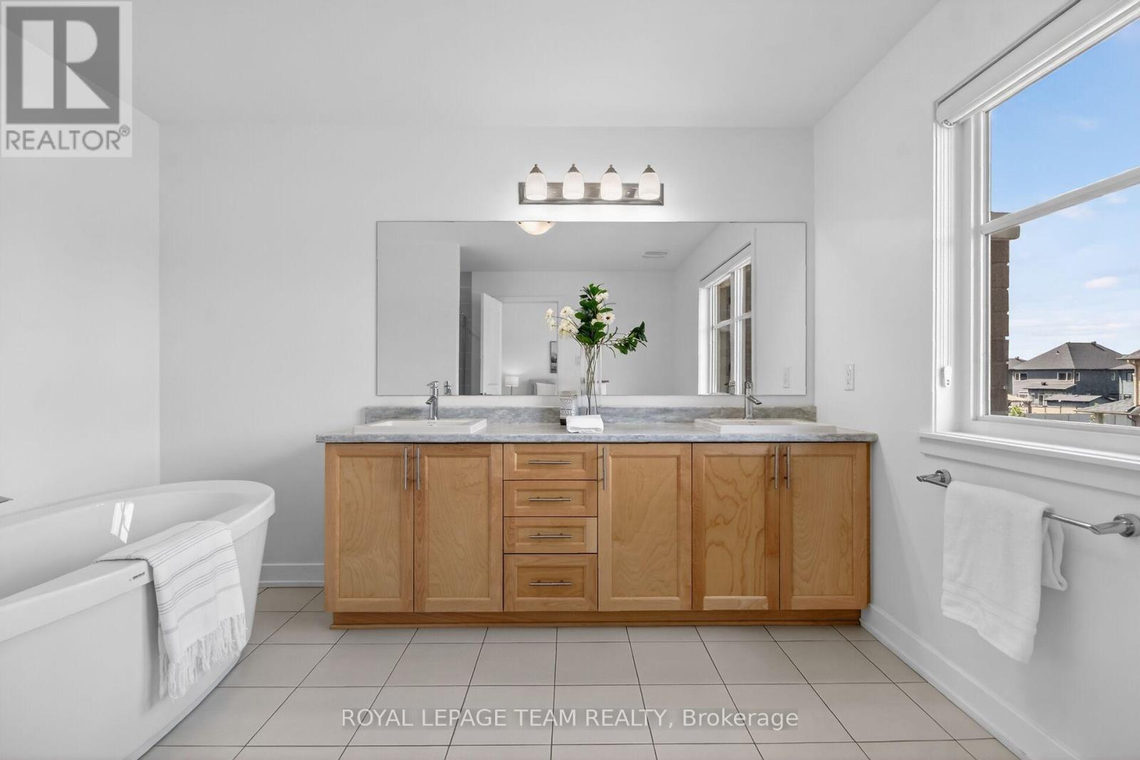 154 Winterhaven Drive, Ottawa, Ontario  K1W 0P1 - Photo 28 - X13210444