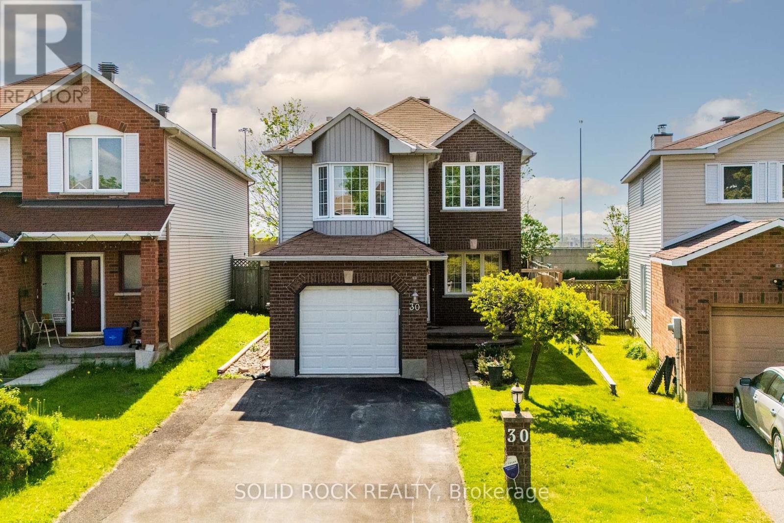 30 ROWE DRIVE, Ottawa, Ontario