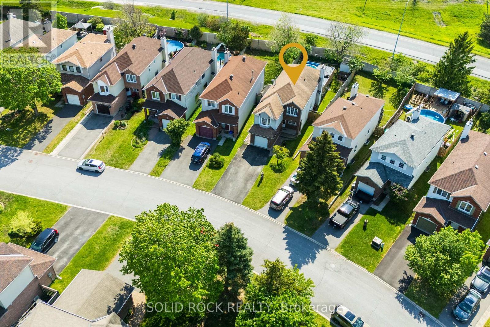 30 Rowe Drive, Ottawa, Ontario  K2L 3Y3 - Photo 3 - X13210500