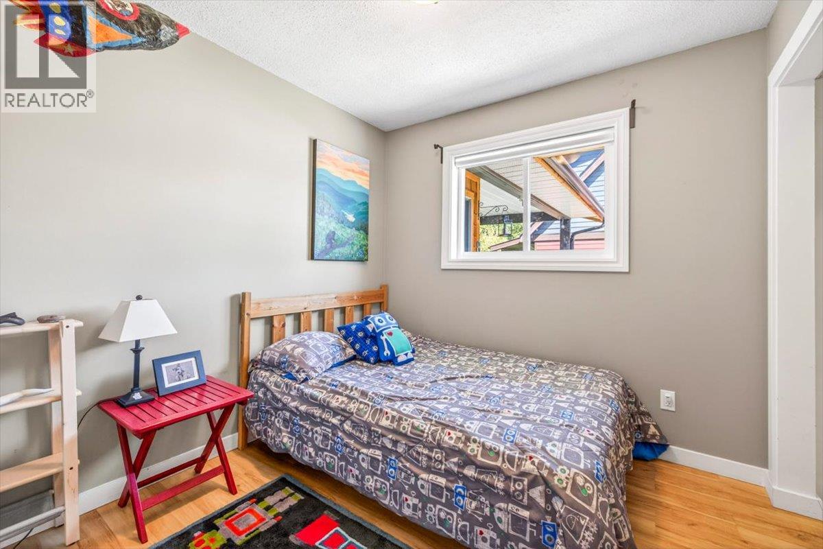 8 Mt Proctor Avenue, Fernie, British Columbia  V0B 1M3 - Photo 46 - 10389064