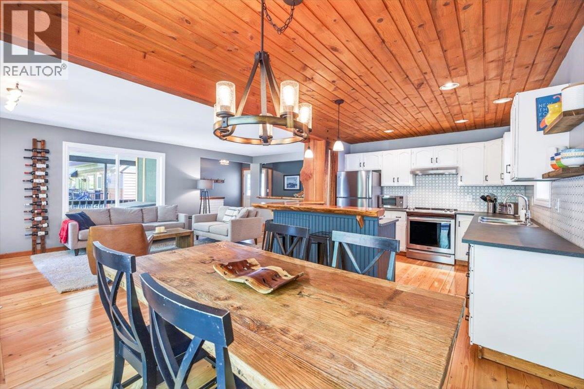 8 Mt Proctor Avenue, Fernie, British Columbia  V0B 1M3 - Photo 37 - 10389064